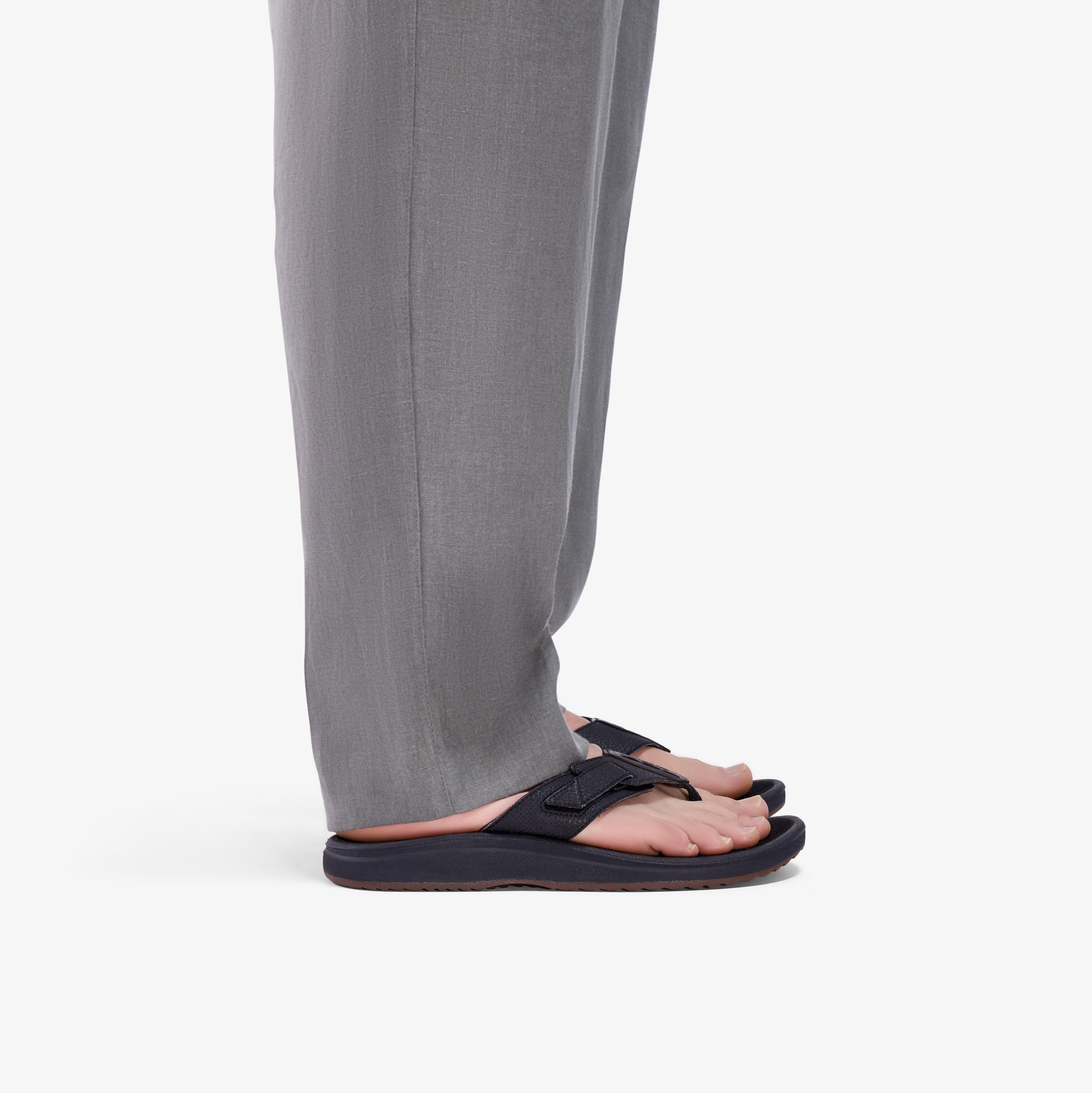 Men's Breeze Flip Flops — Black