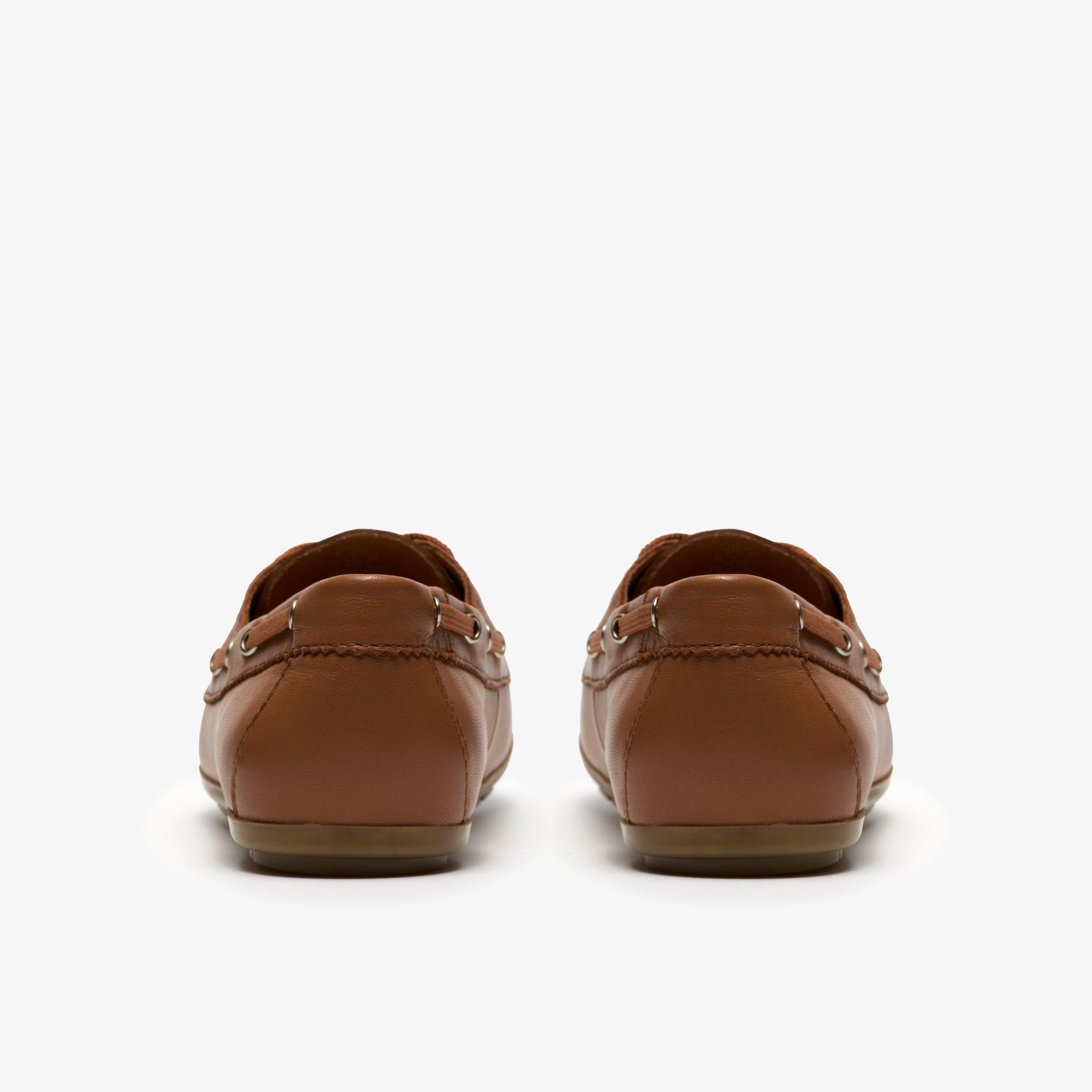Elliotte Boat — Brown