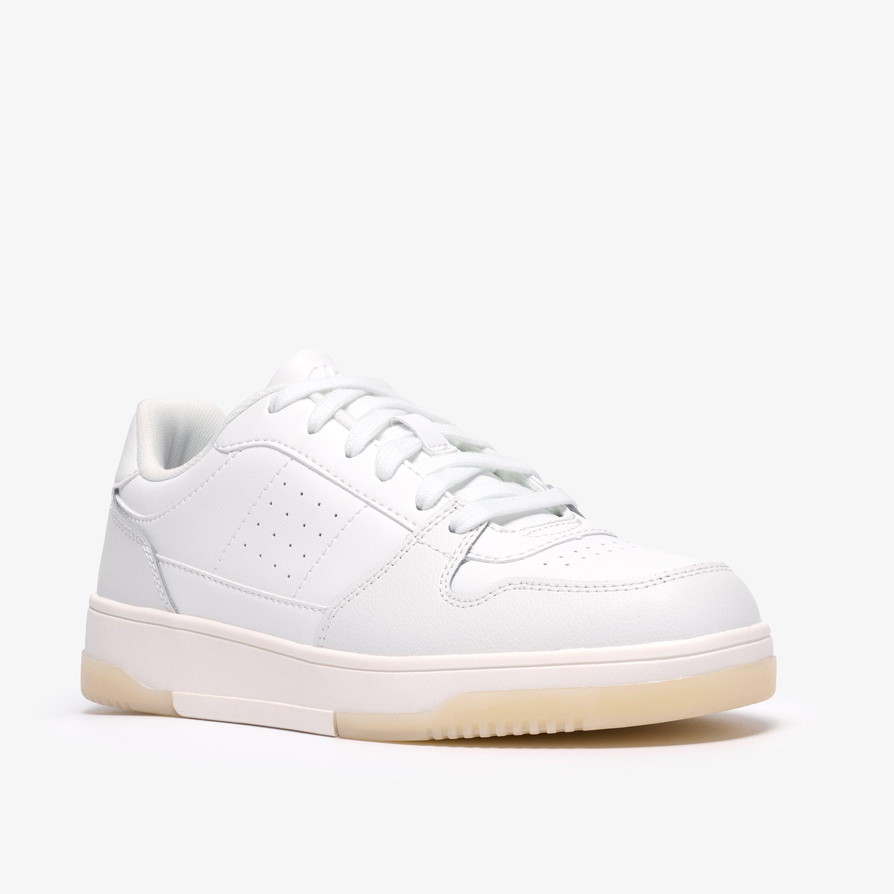 Christly Court White