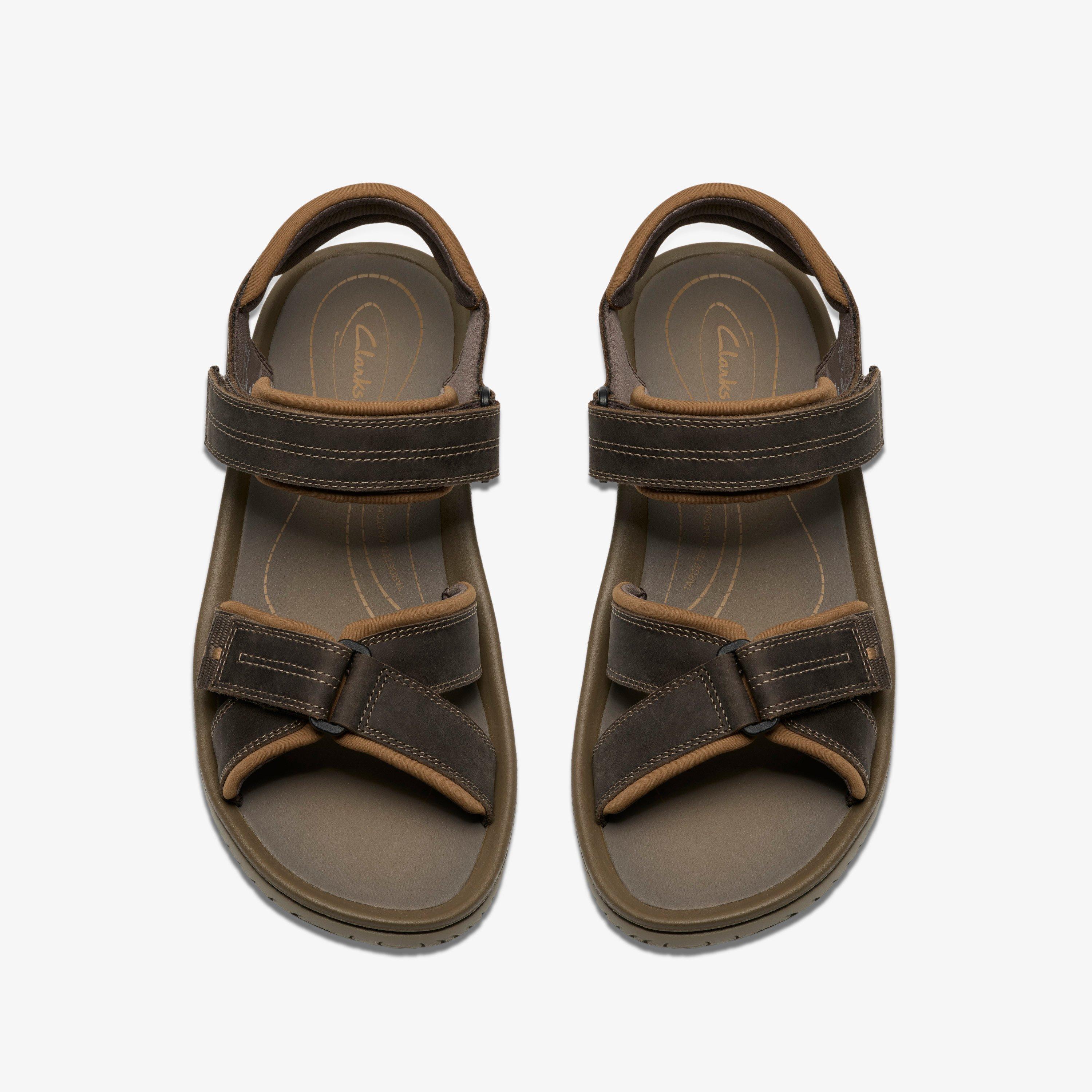 Clark\'s men\'s sandals Mens Breeze Slide Dark Brown Flip Flops| Clarks main image 2