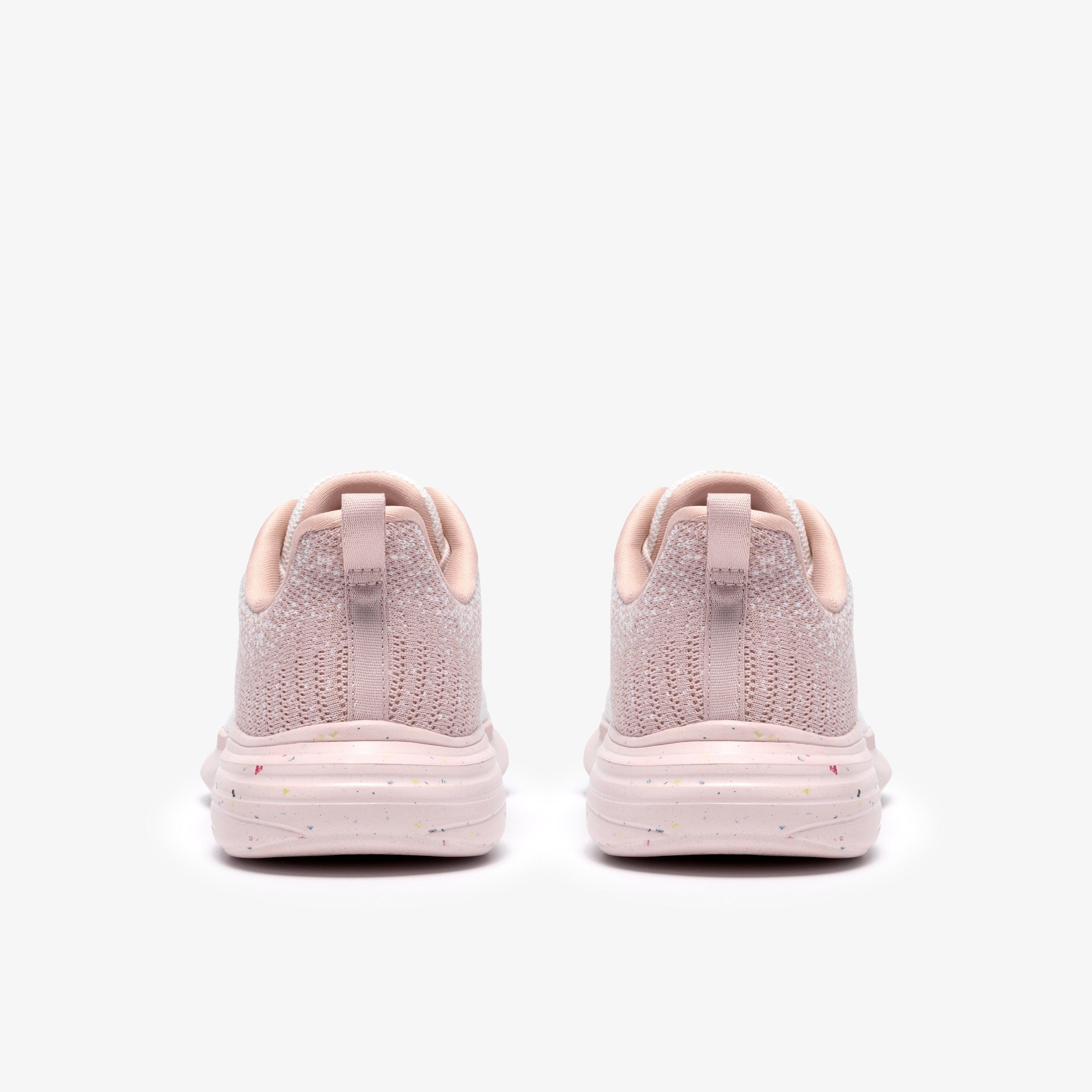 Izza Knit 2 Sneaker — Pink