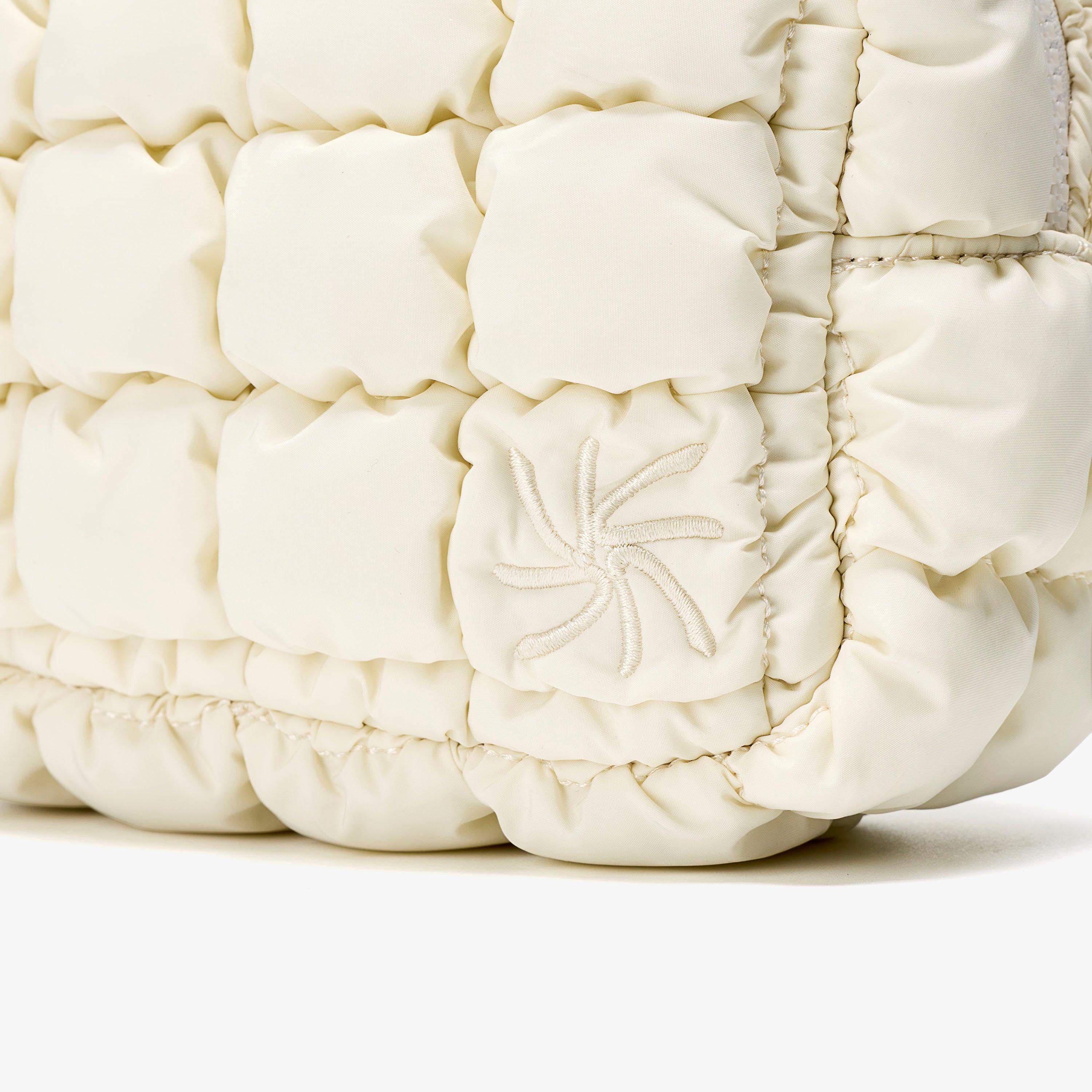 Quilt Wash Bag — White