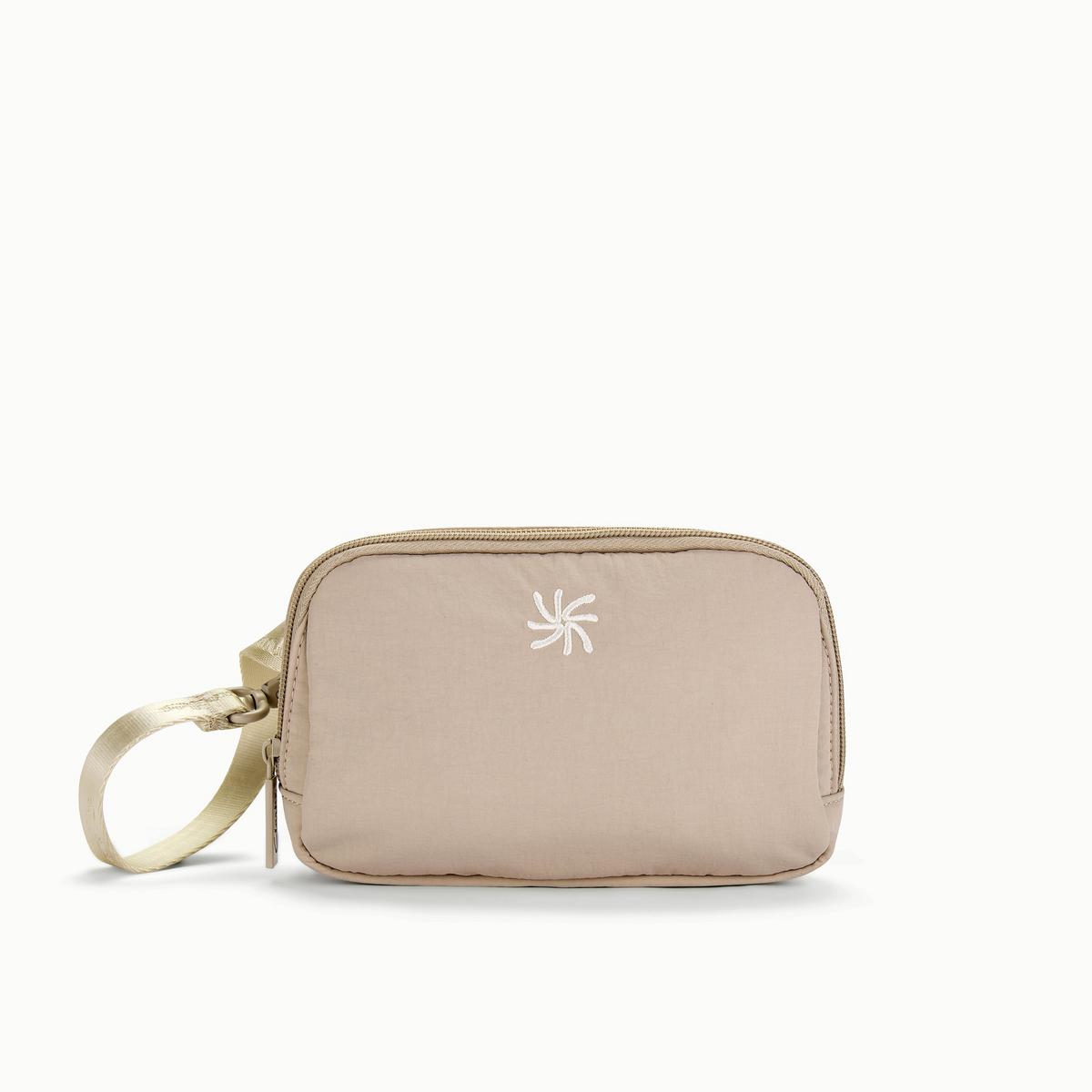 Clarks Cloudsteppers Womens Accessories Cloudsteppers Small Pouch Pouch Bag