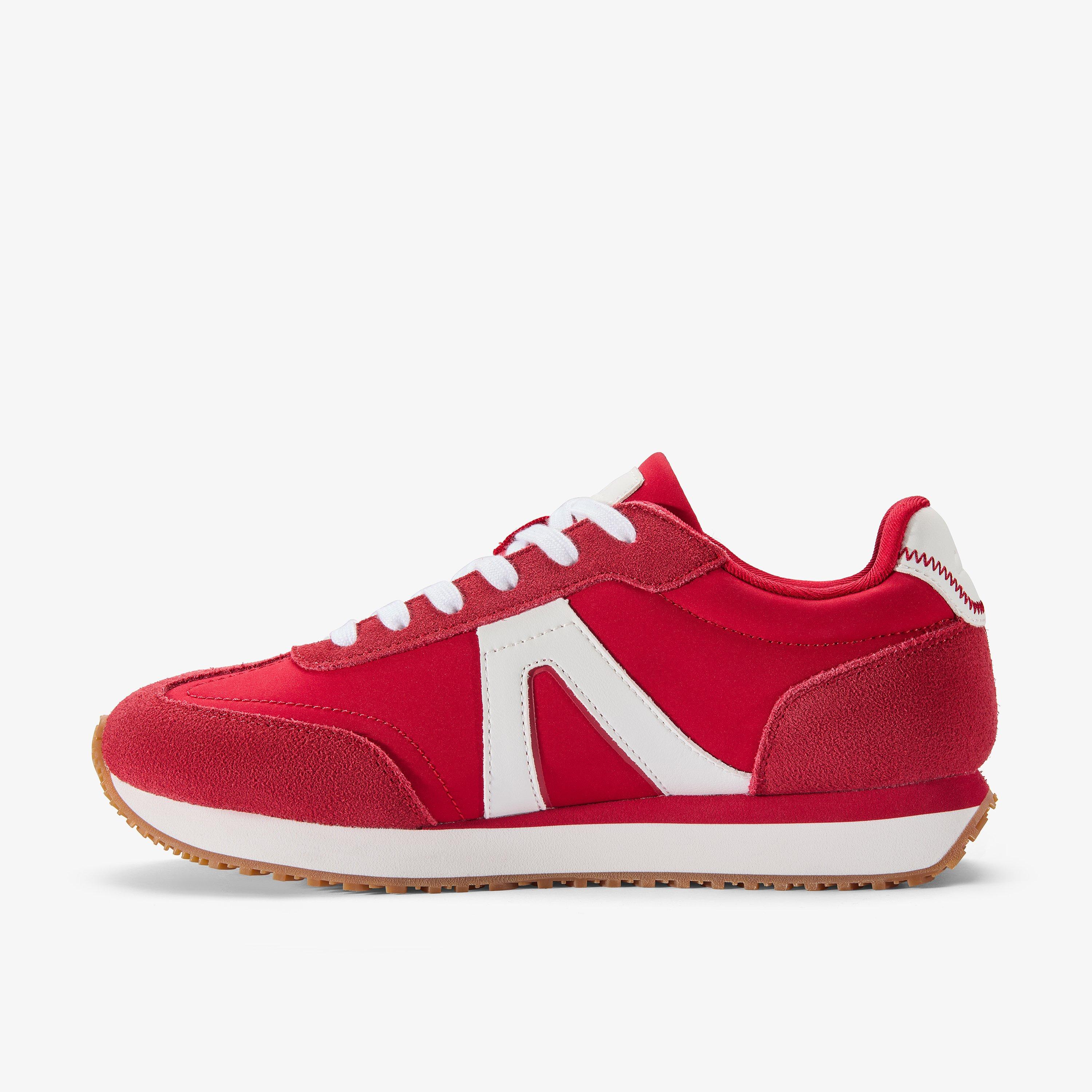 Calo Run 2 Sneaker  — Red