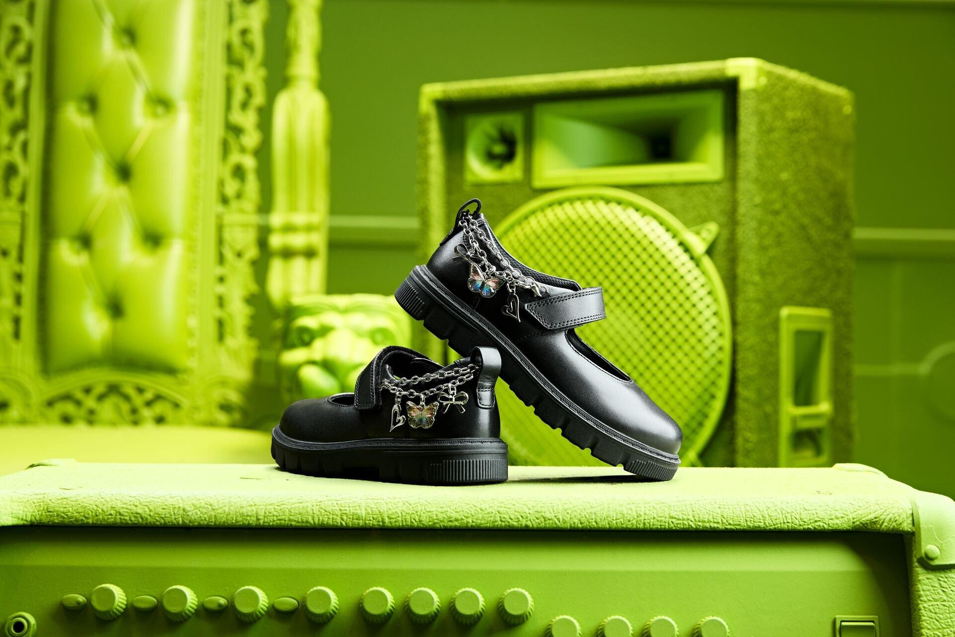 Lorcam Charm Kid — Black