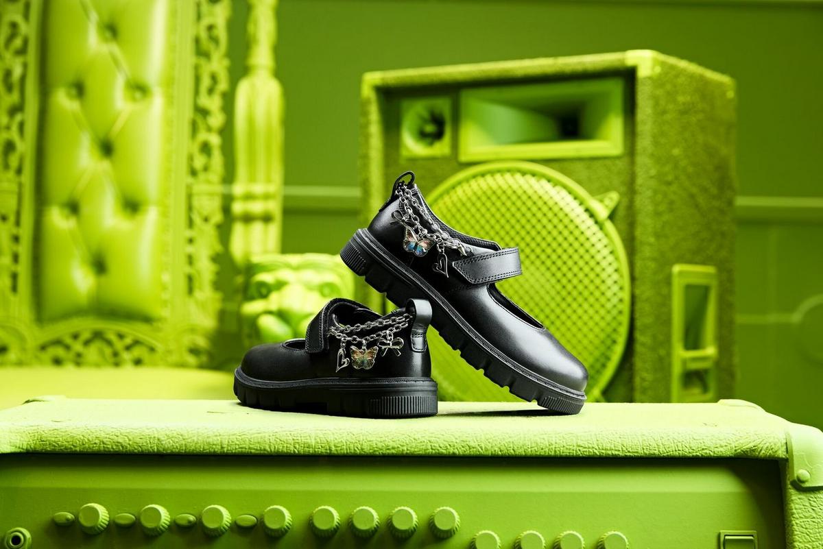 Lorcam Charm Kid — Black