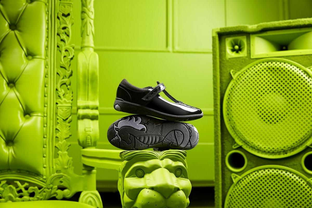 Relda Magic Kid — Black