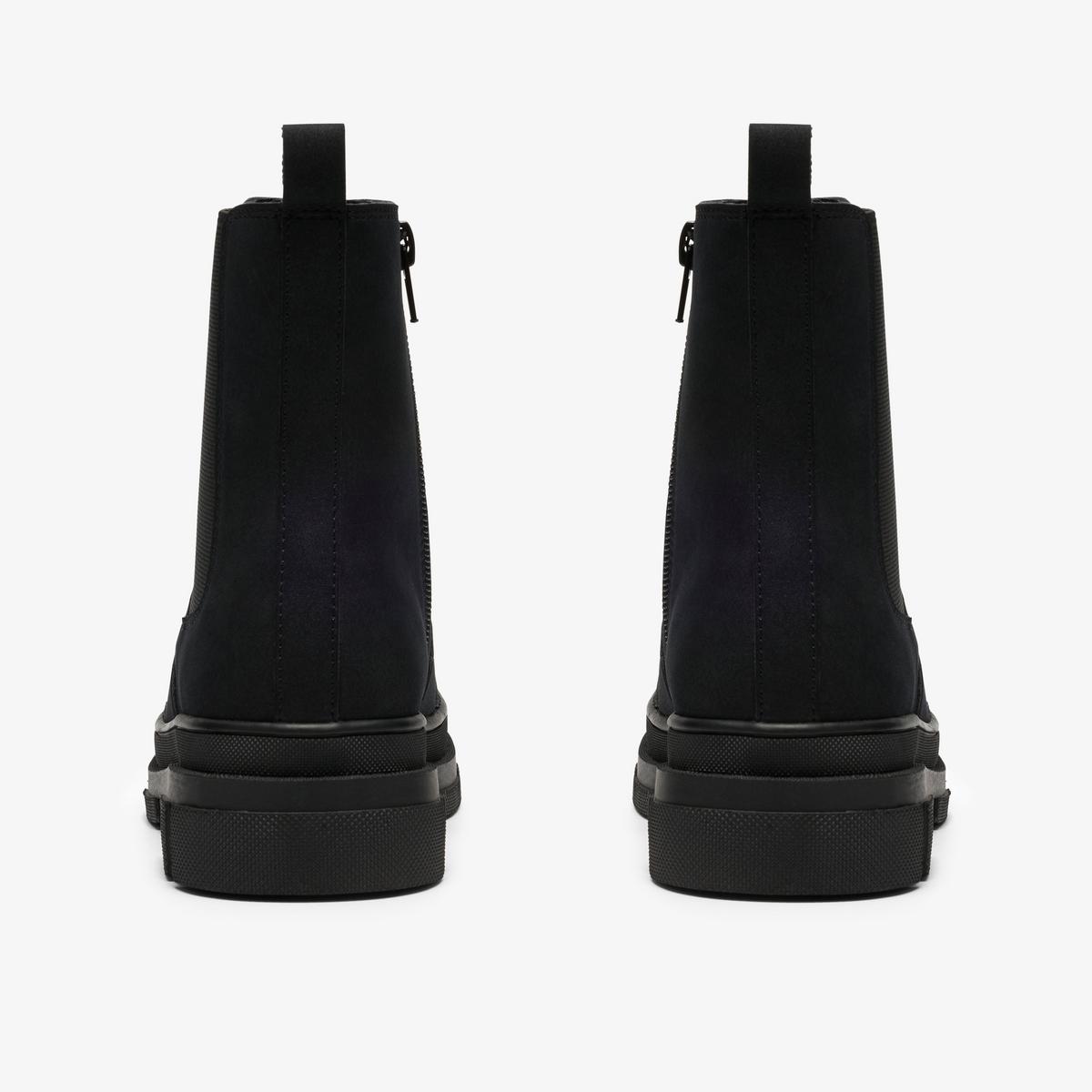 Zinnia Sea Older — Black