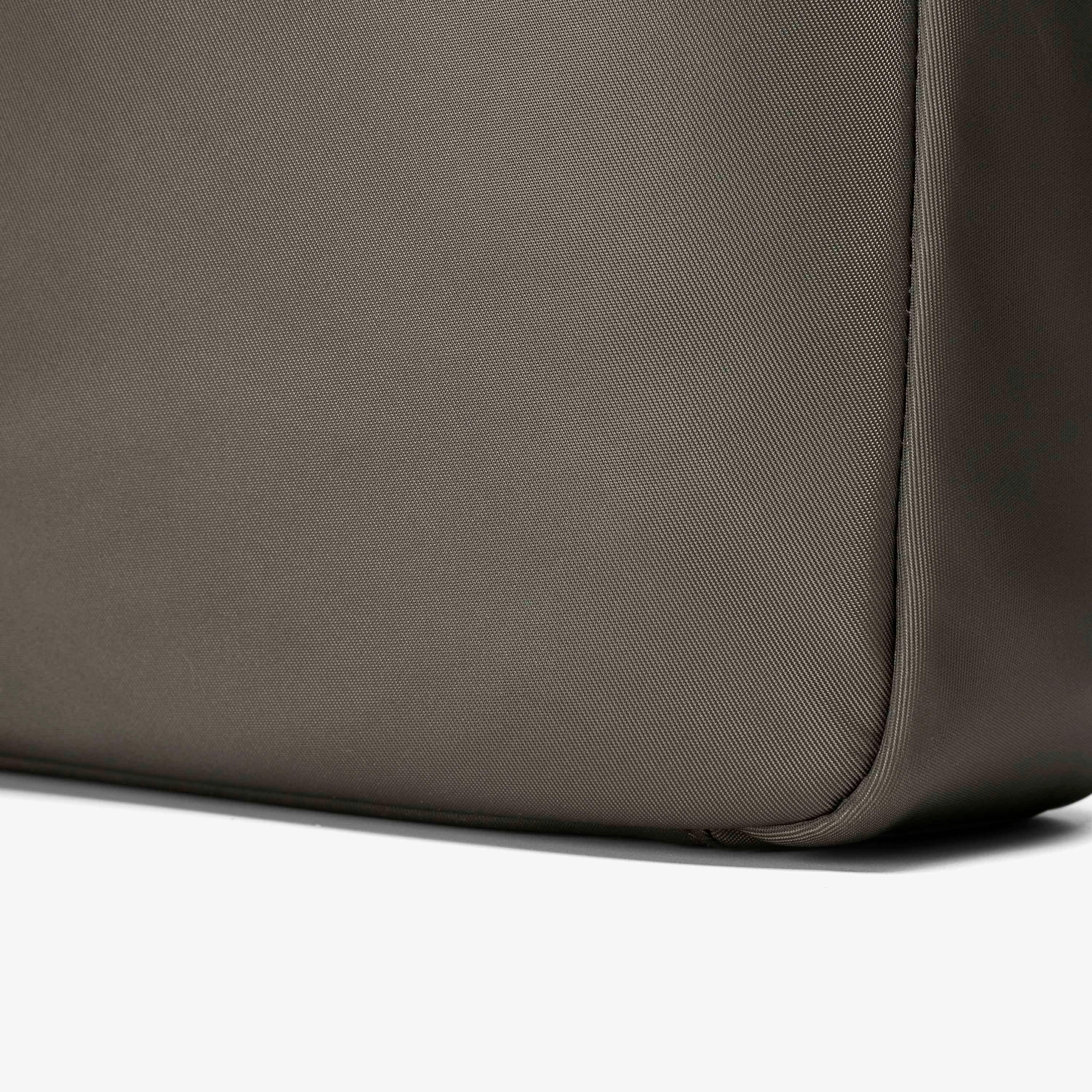 Chase Laptop — Green
