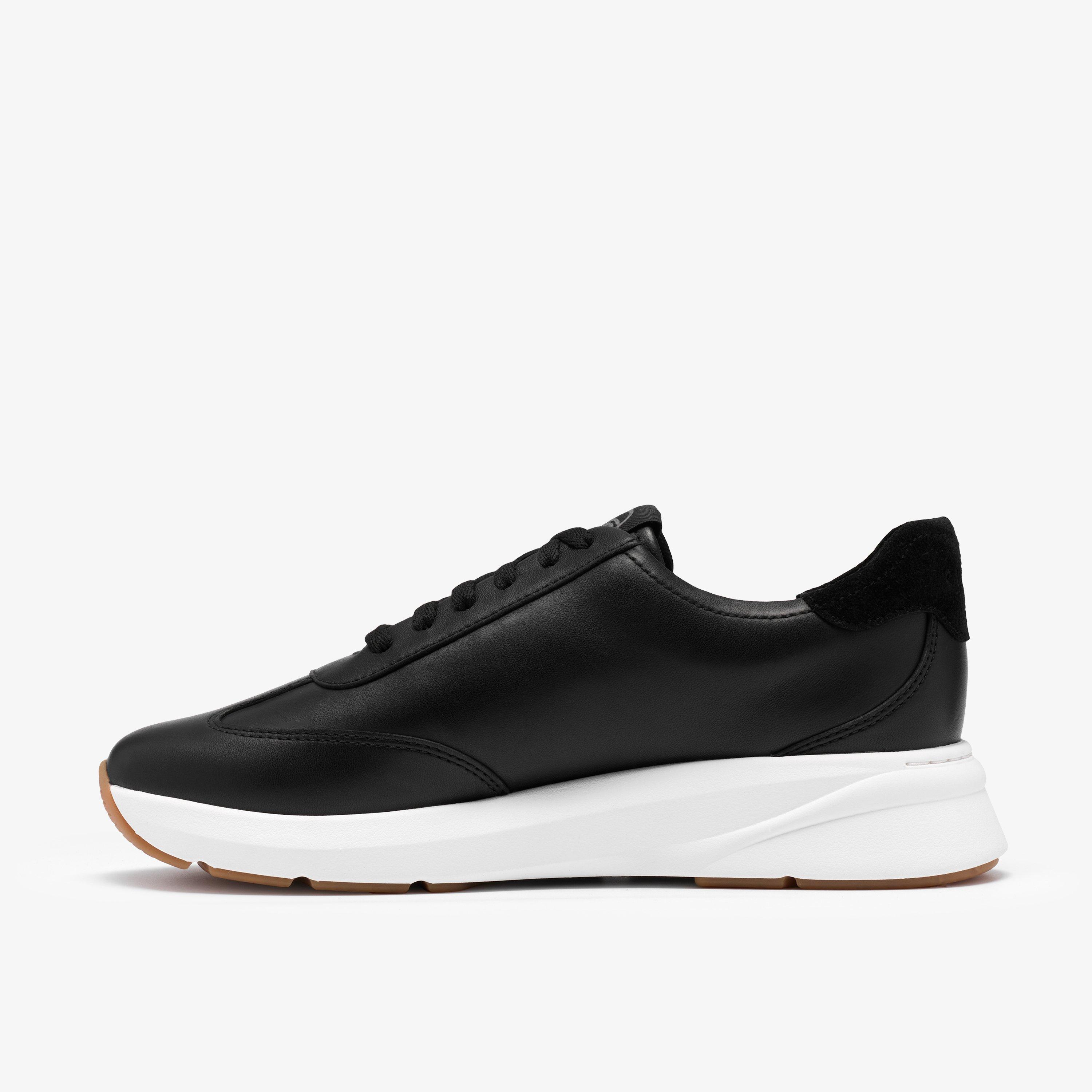 Code Run — Black