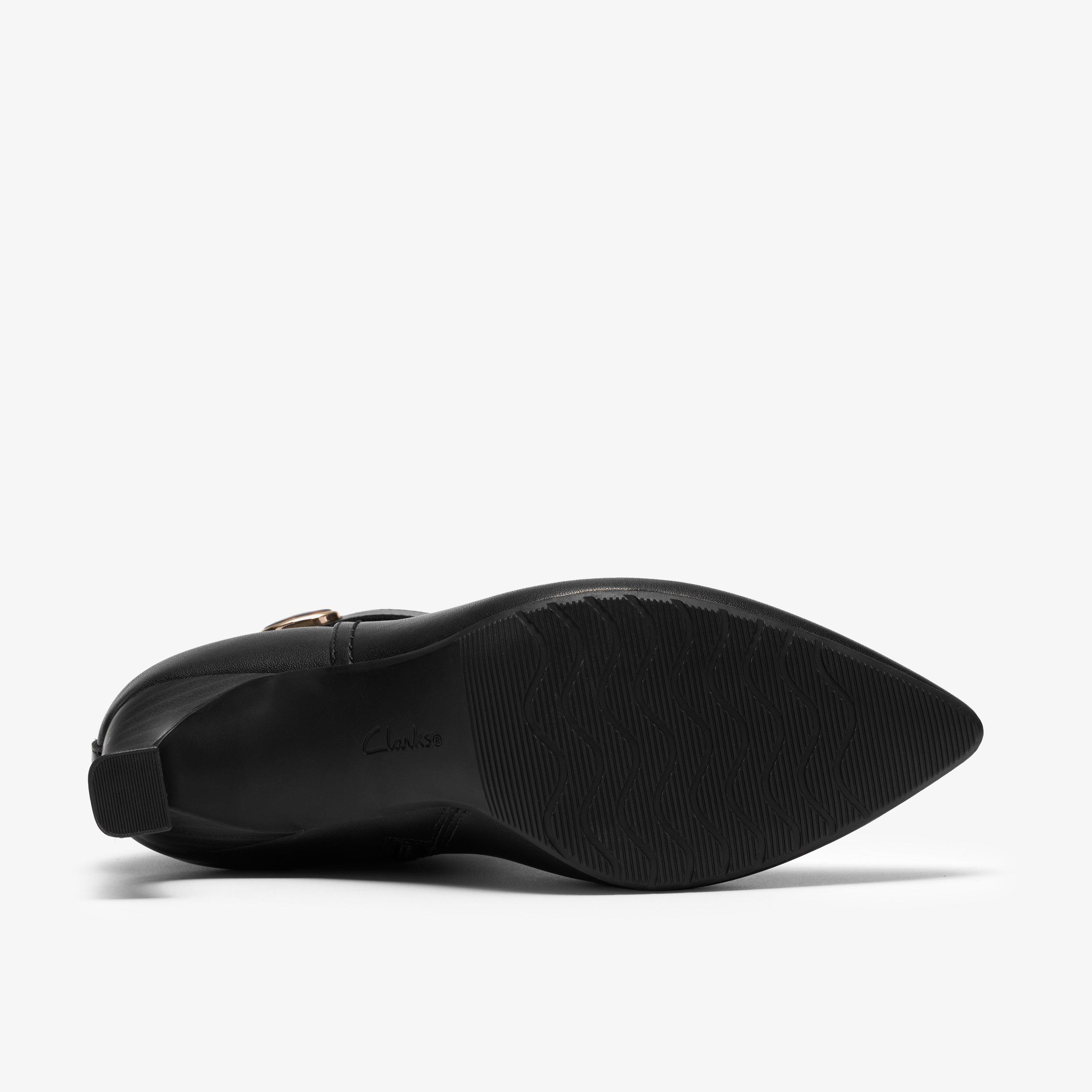 Tammitha Nora — Black