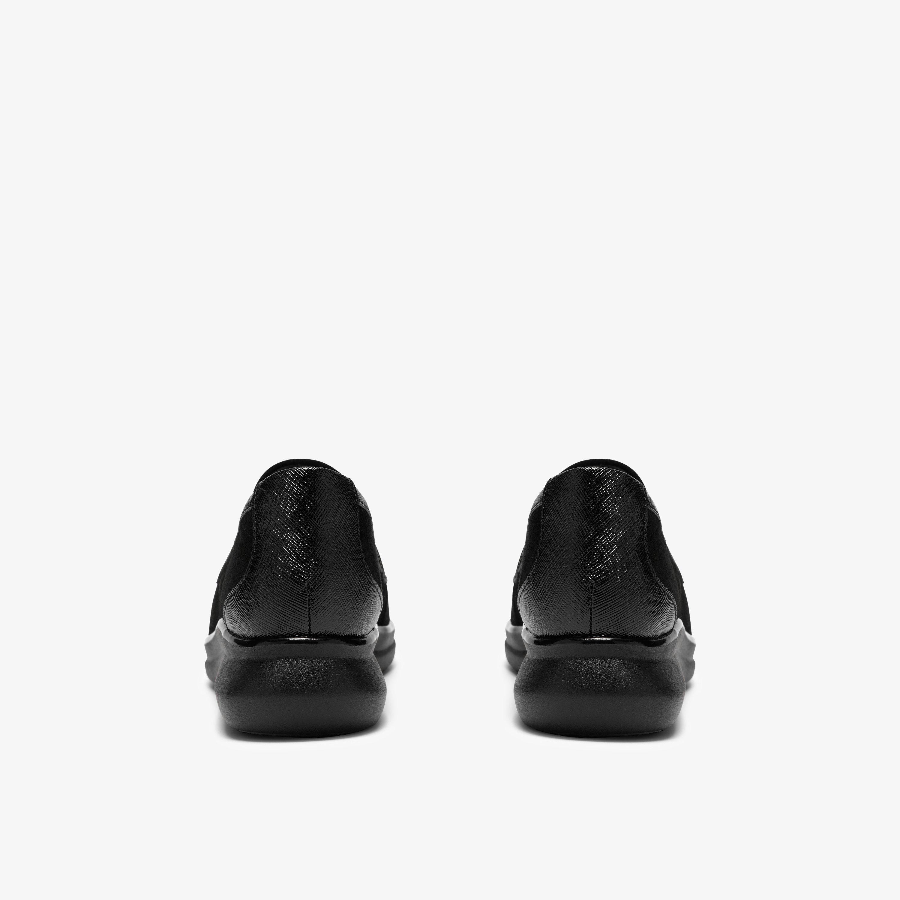 Lynell Bay — Black
