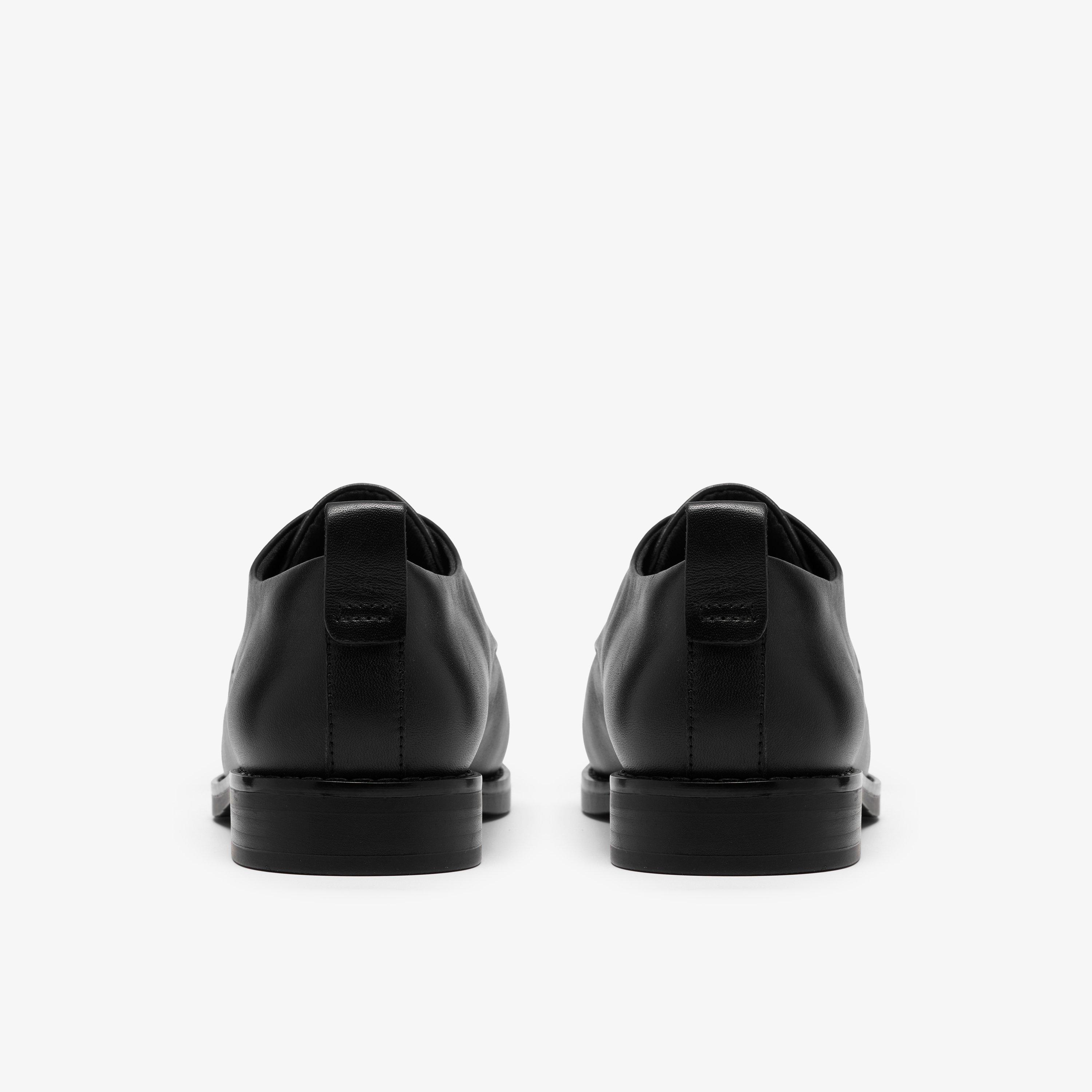 Conara Lace — Black