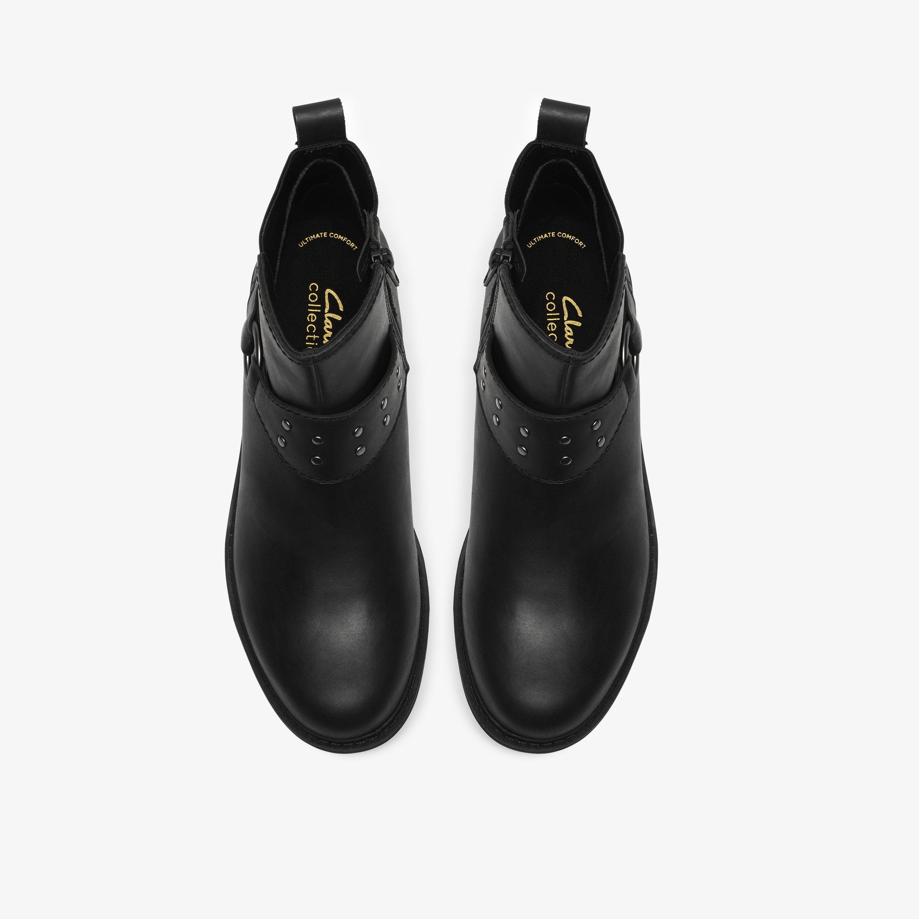 Hearth Stud — Black
