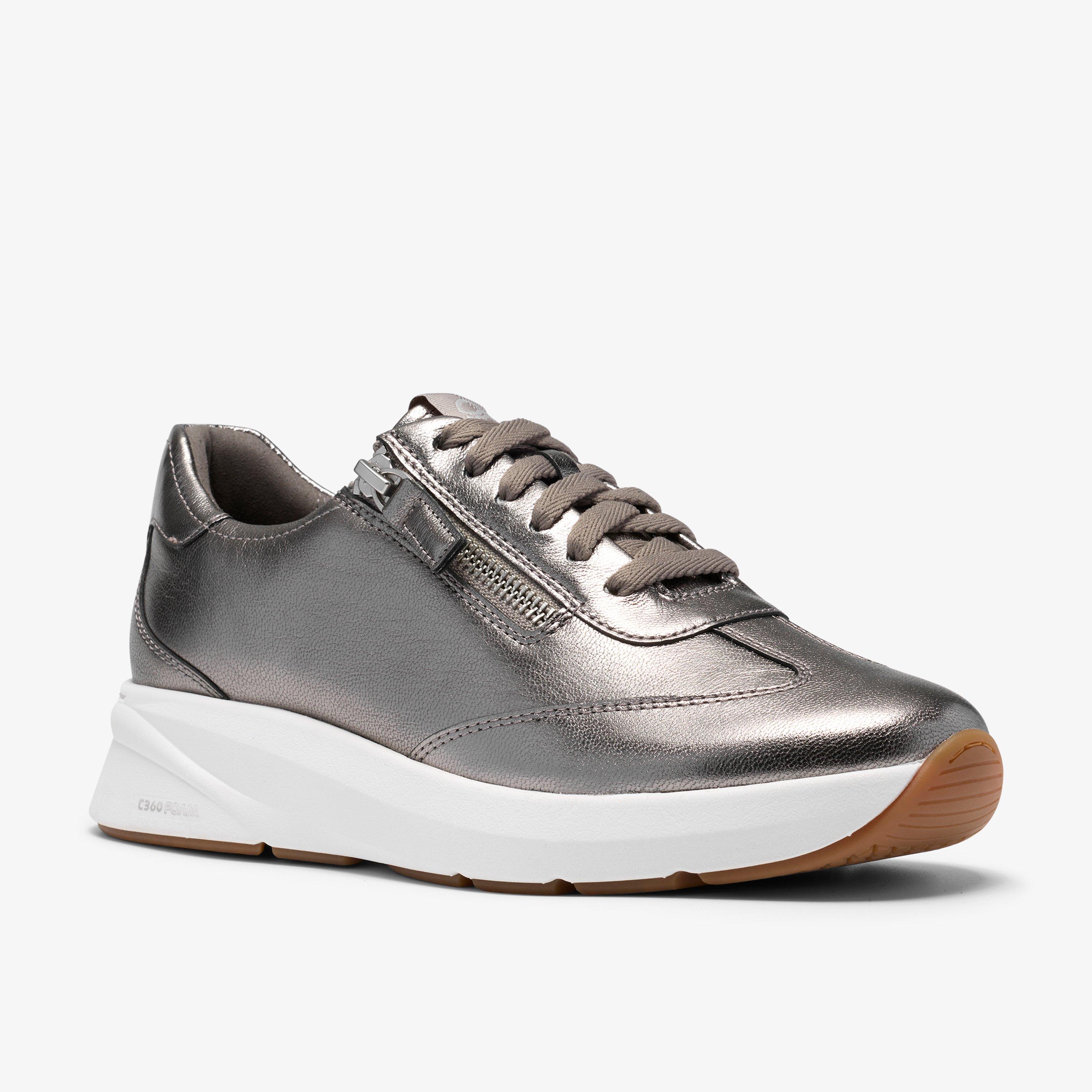 Code Run — Grey