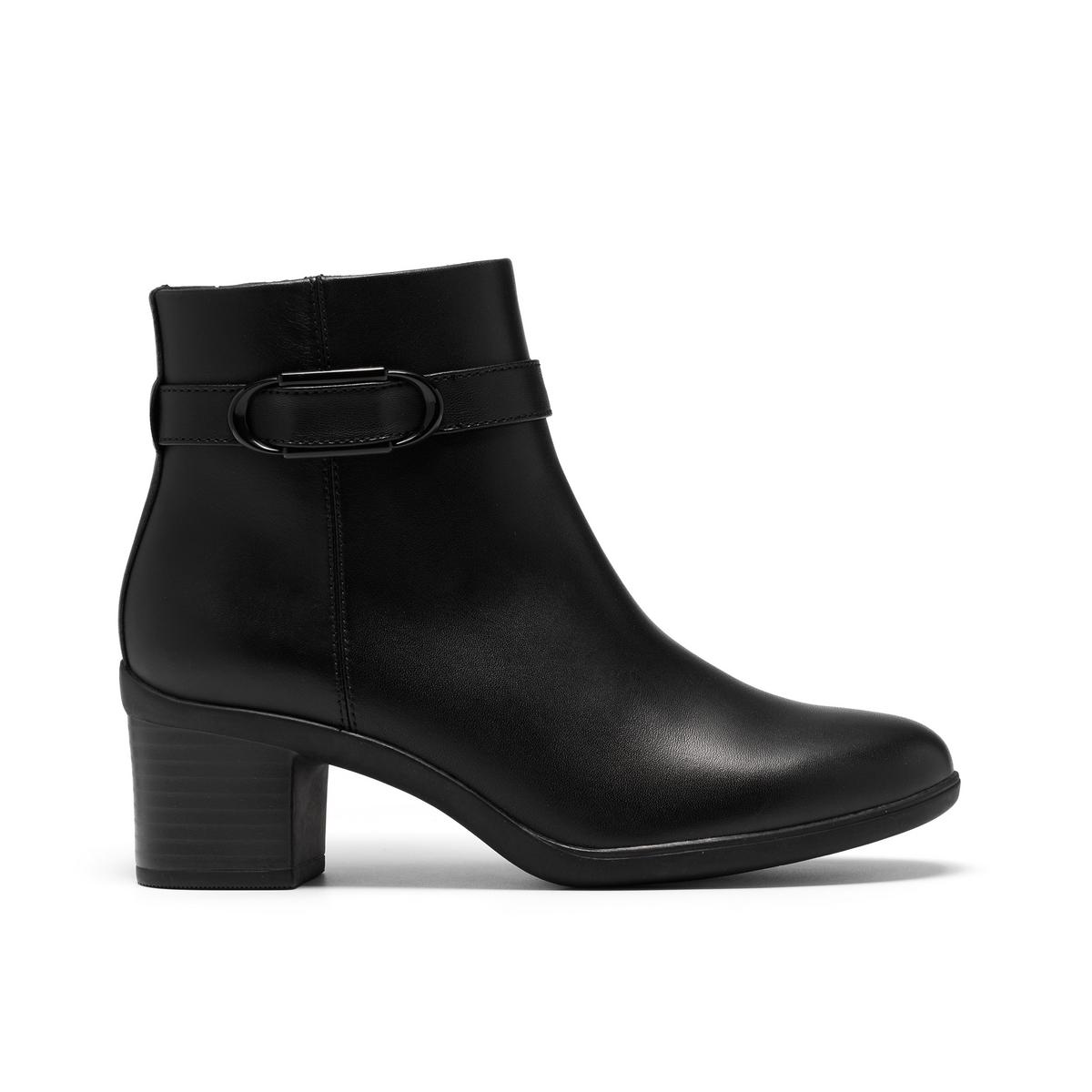 Clarks Womens Shaya Style Waterproof Ankle Boots
