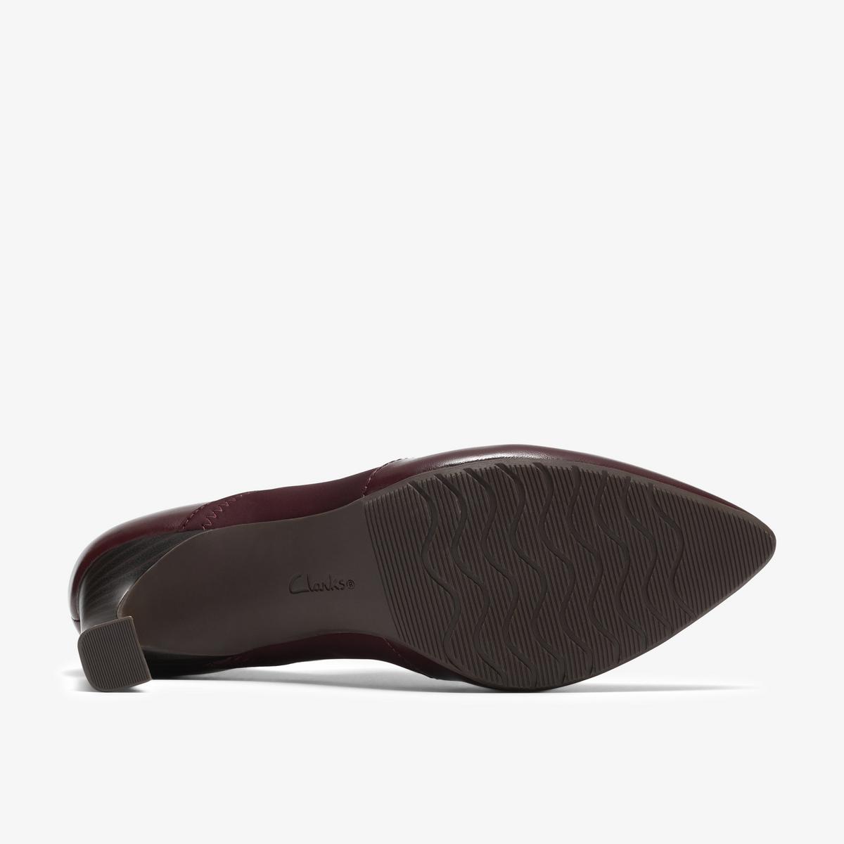 Tammitha Sleek — Red