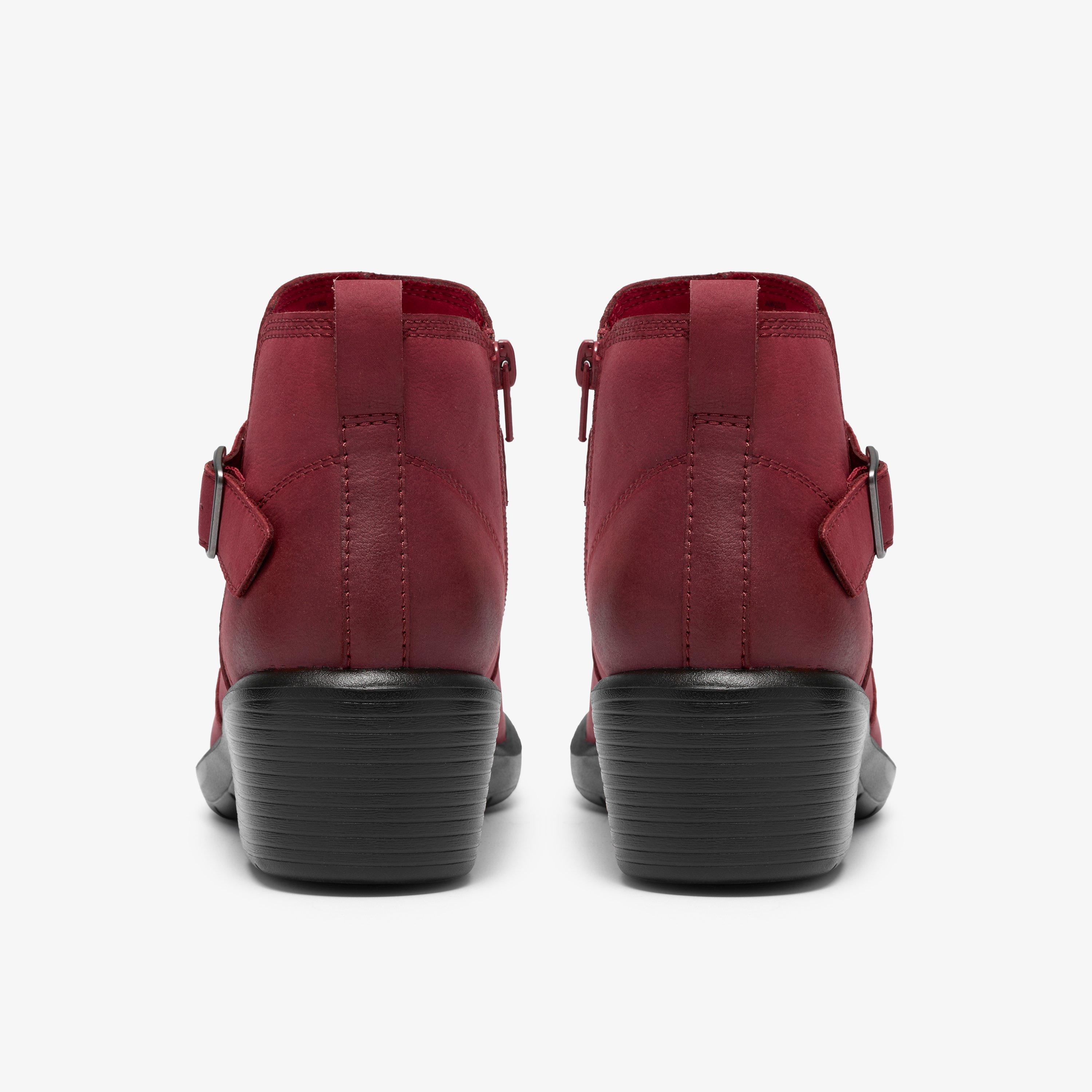 Kynnzie Rise — Red