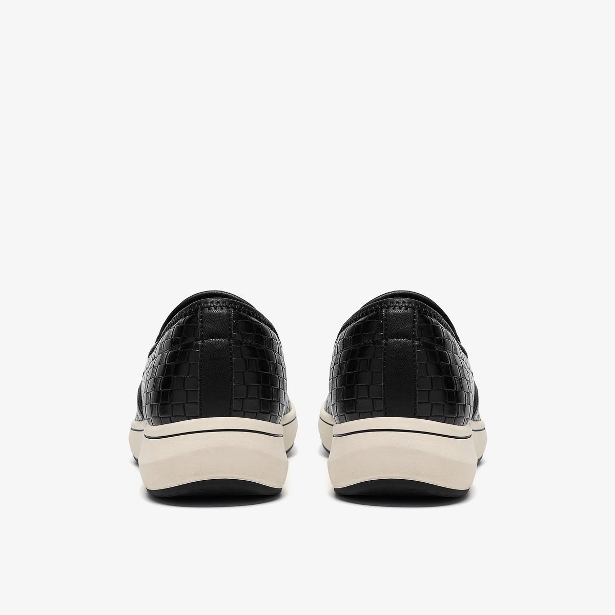 BreezeSky Zoe — Black