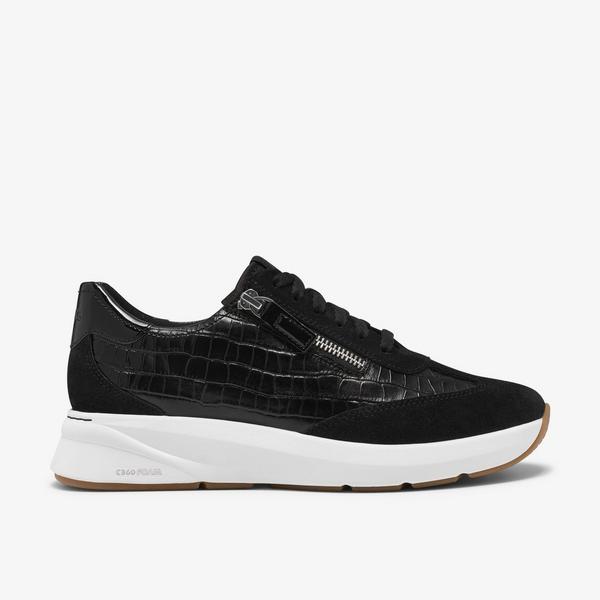 Code Run — Black