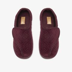 Twyla Charmed — Red 6