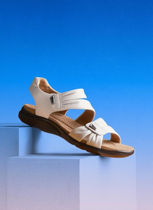 Kitly Ave Off White Leather