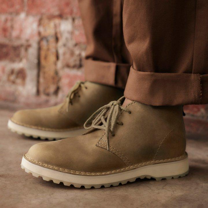 Uomo Clarks Casual con Lacci Stivaletti Chelsea Traccia Cucitura
