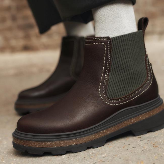 Orlene Top Waterproof Group Image