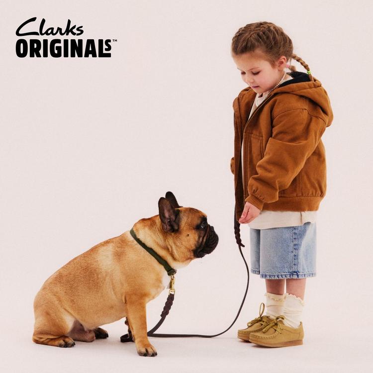 Kids Wallabee in Maple Suede