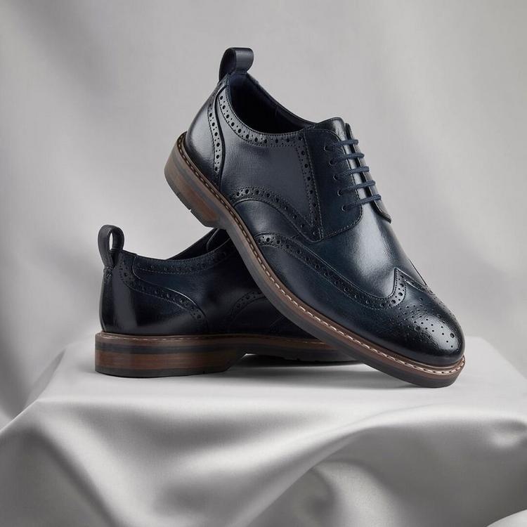 Clarks men's Pitney Limit blue leather brogues.