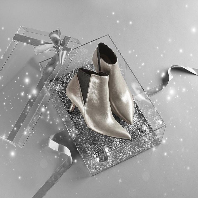 Clarks women's Violet 55 Up metallic boots.