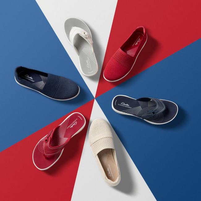 Magasiner les tongs Cloudsteppers