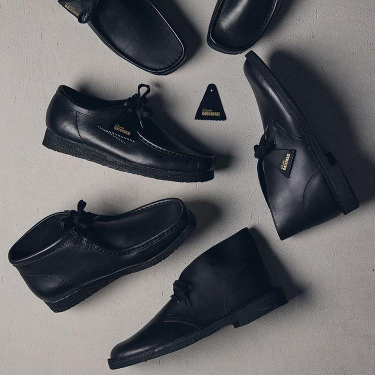 Wallabee Boot in Black Leather