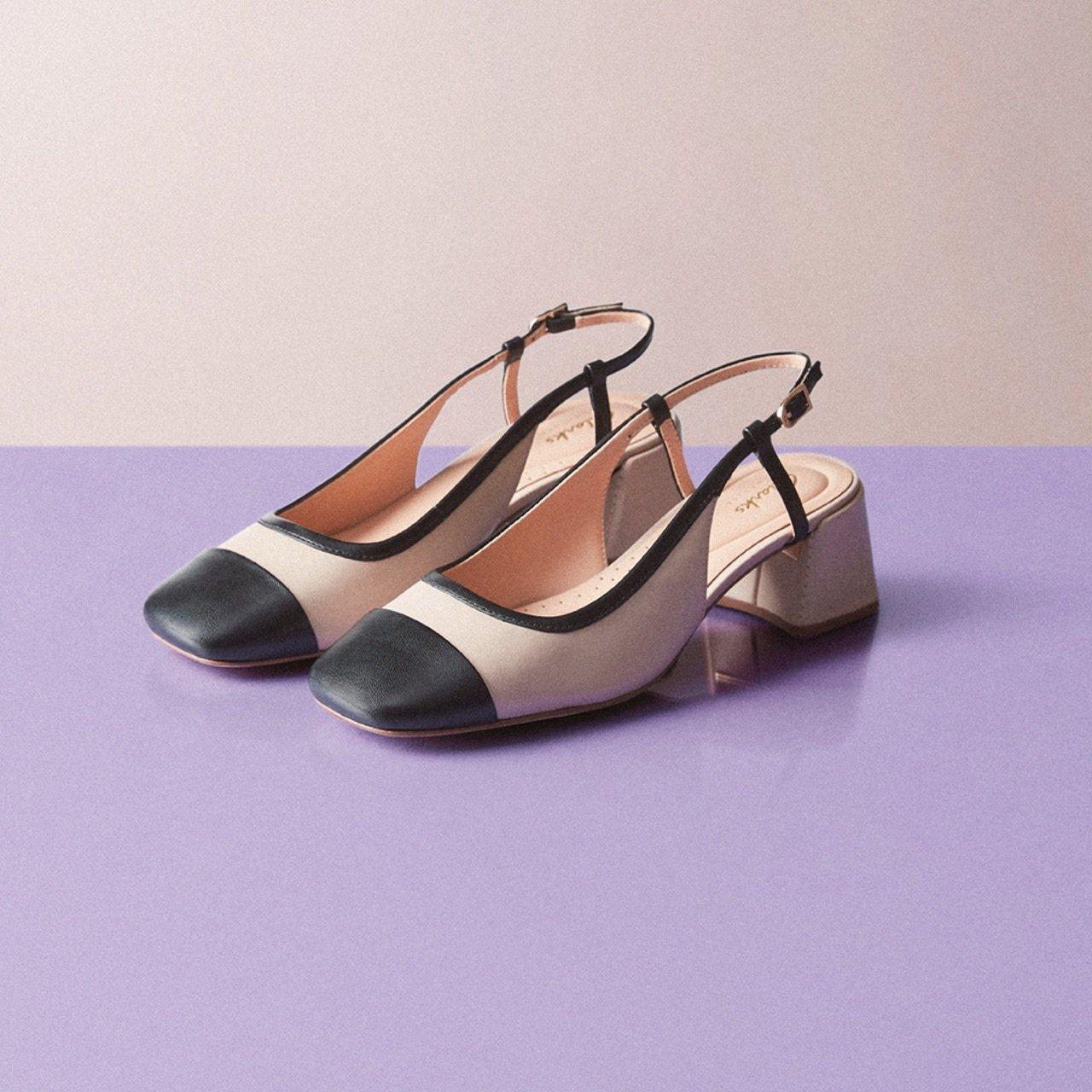 Clarks Damen-Sporthalbschuhe Forms - Schwarze Knautschlack-Optik Mit Wechselfußbett & Plateausohle | Mode 26179111