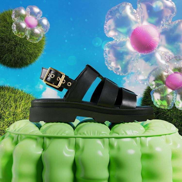 SUMMER’S BETTER IN CLARKS