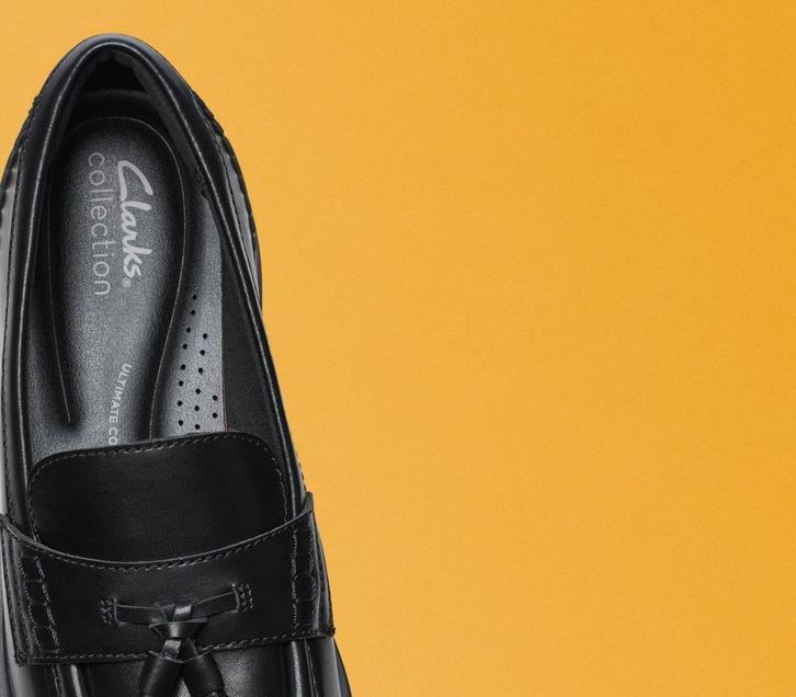 Aerial view of a Clarks Collection shoe looking down on the footbed