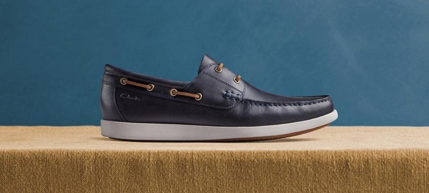 Dark blue best sale boat shoes