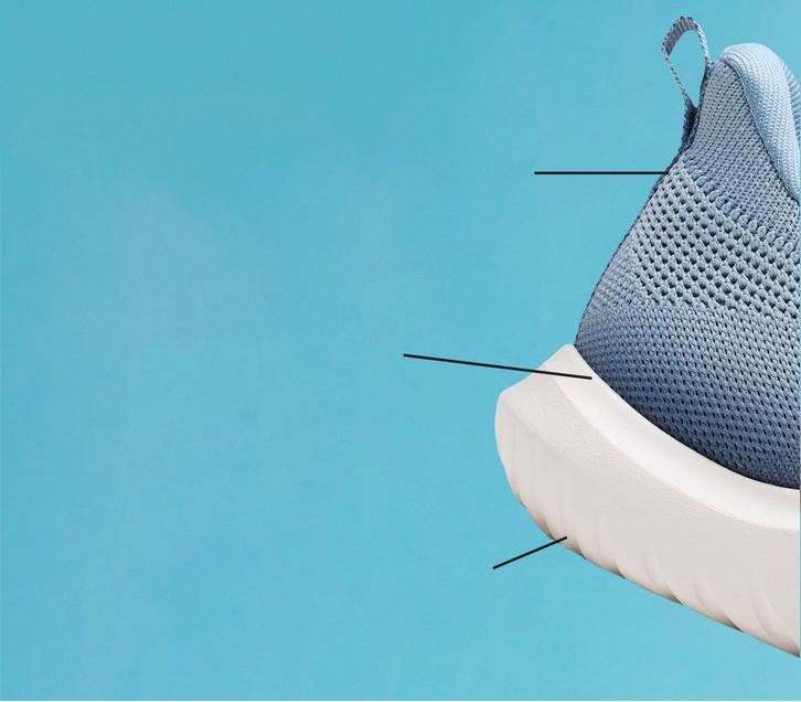 Side view of the heel of a Clarks Nova Lace shoe on a turquoise background