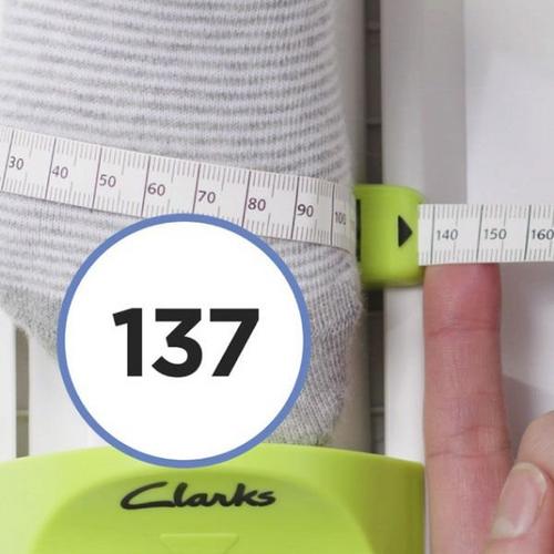 Clarks junior outlet foot gauge