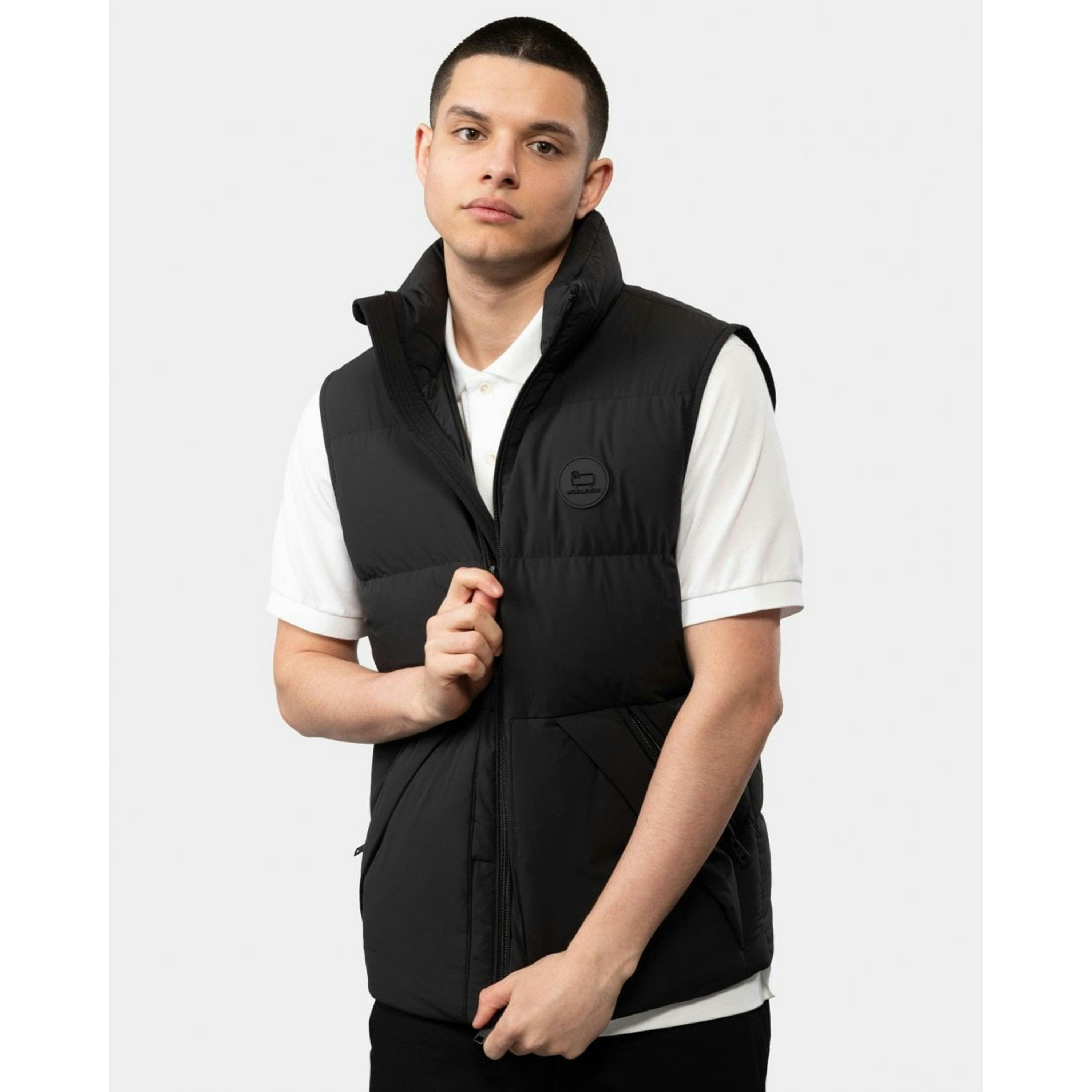 Woolrich Vest  in Black , view 1 of 5