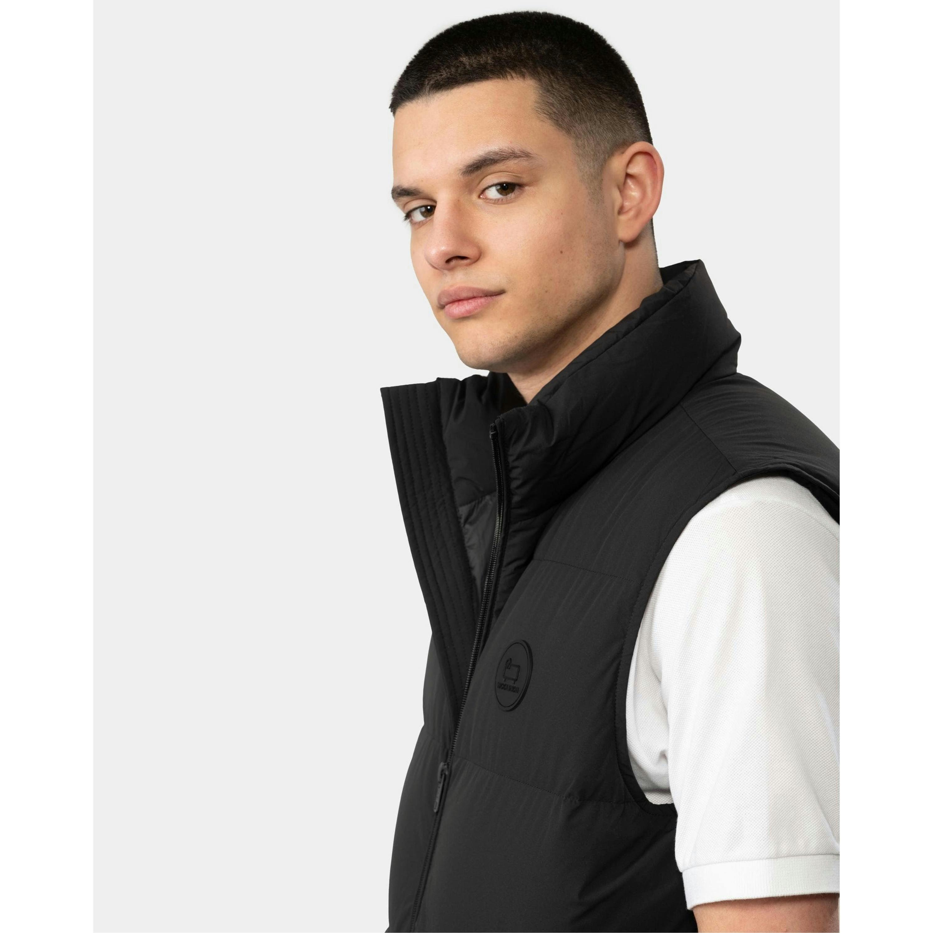 Woolrich Vest  in Black , view 3 of 5