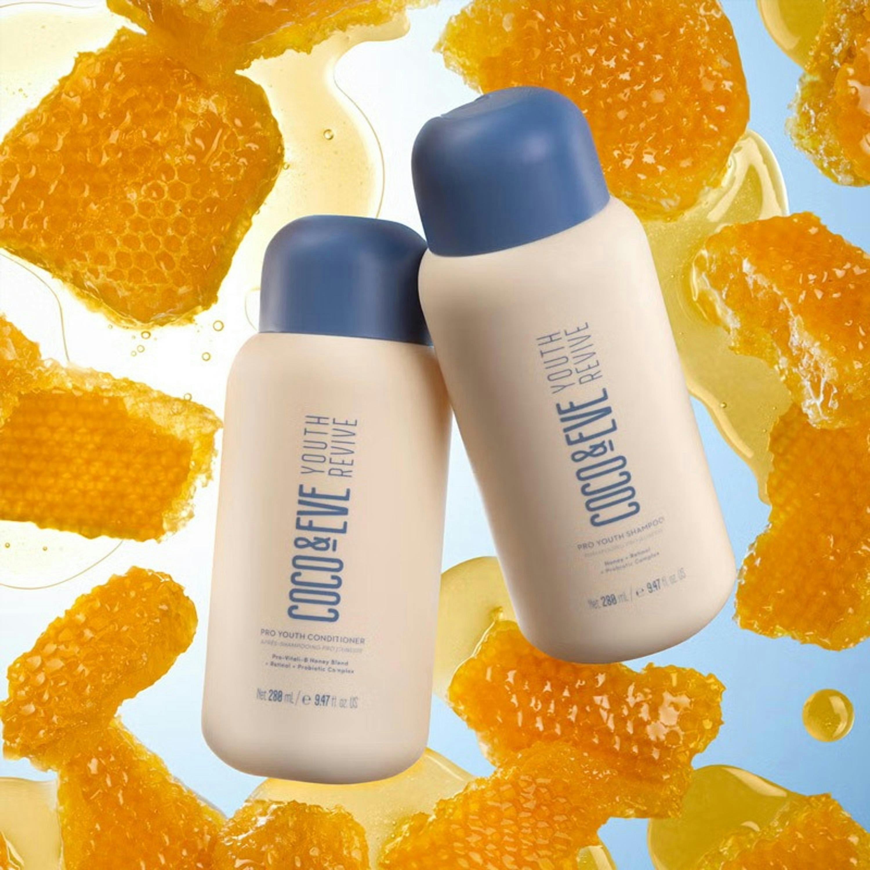 Coco & Eve Revive Pro Youth Conditioner 280 ml Single , view 5 of 5