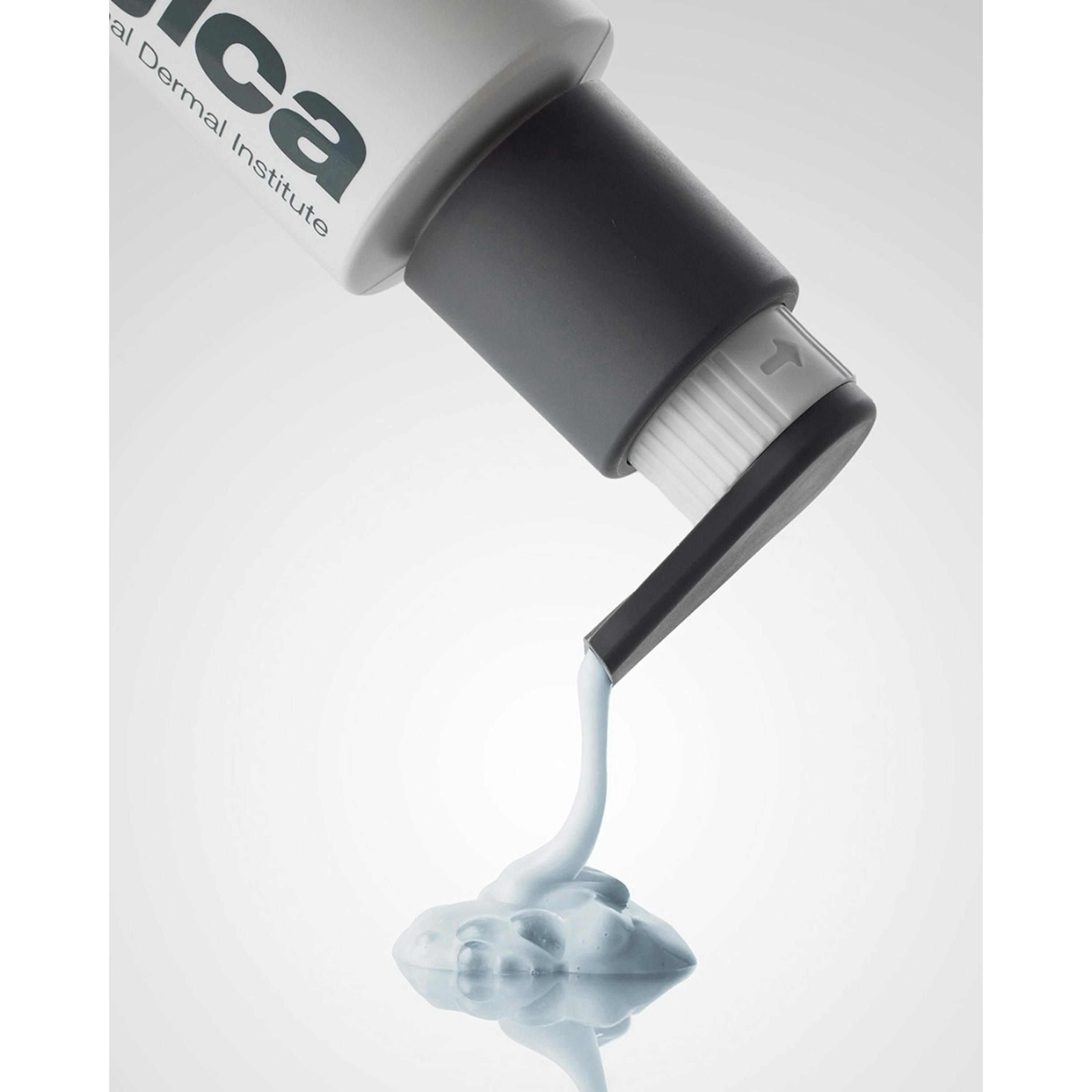 Dermalogica Magnetic[+] Afterglow Cleanser 295 ml Single , view 5 of 6