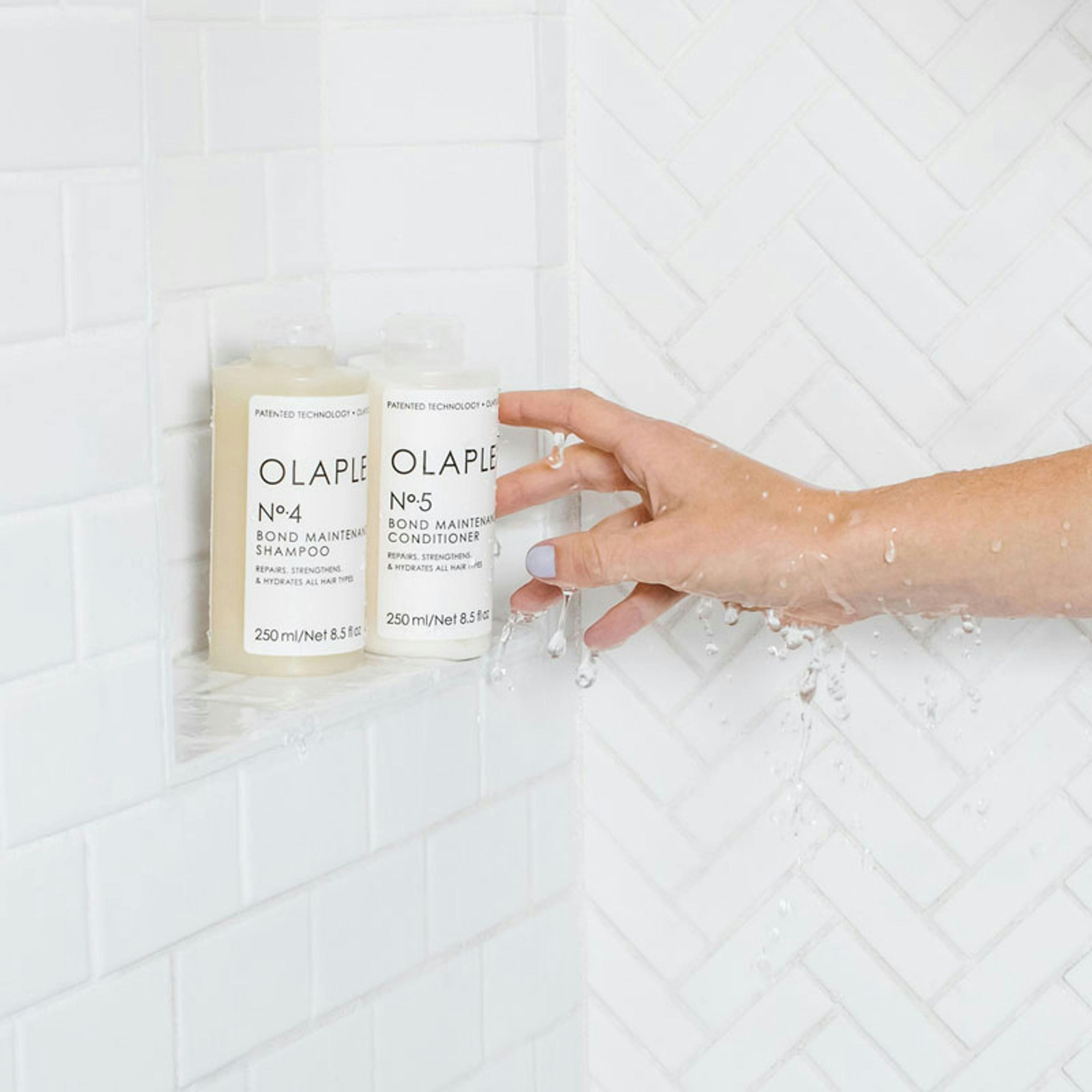 Olaplex No.4C Clarifying Shampoo and No.5 Conditioner 250 ml Duo , view 2 of 6