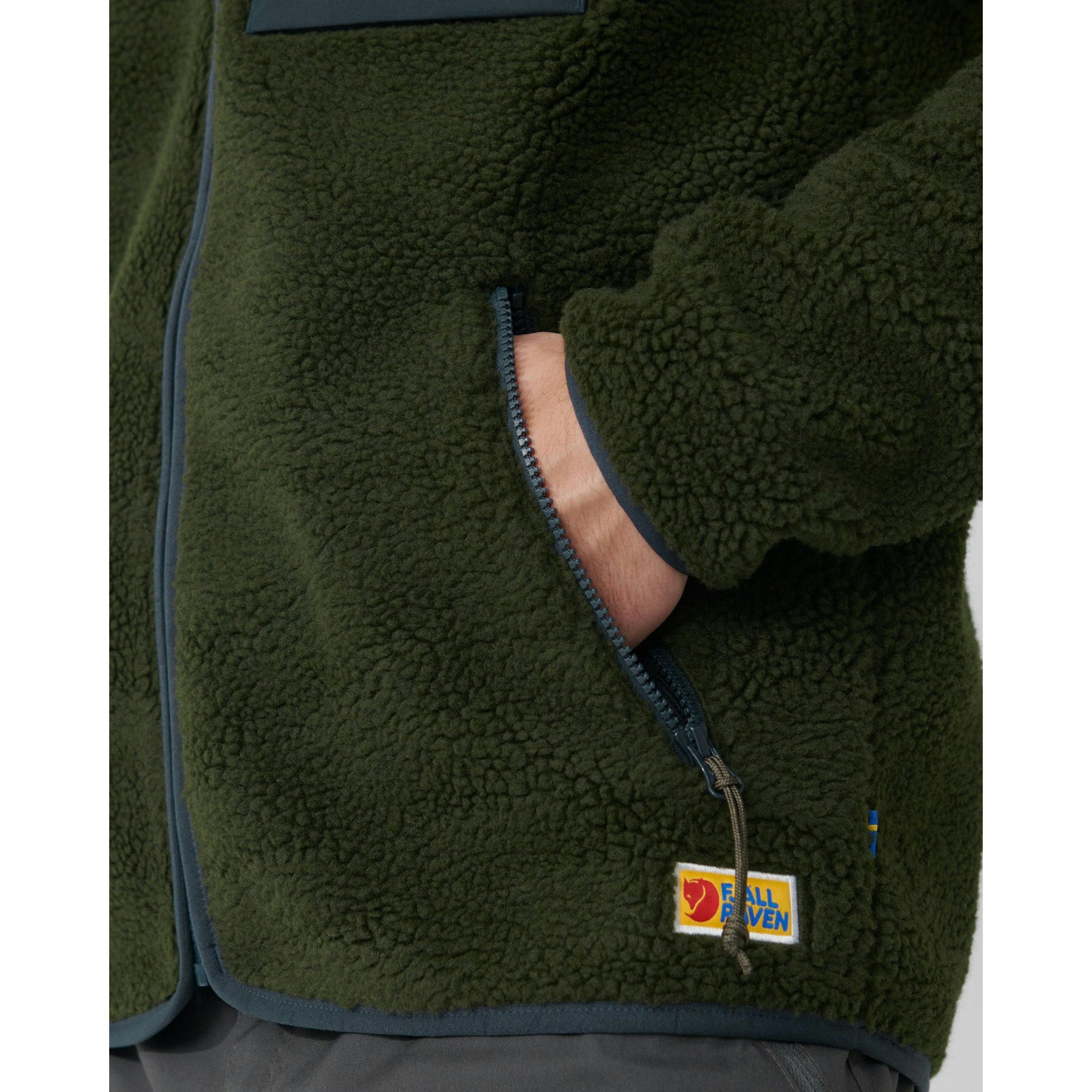 Fjallraven Lightweight Coat  in Green , view 4 of 6