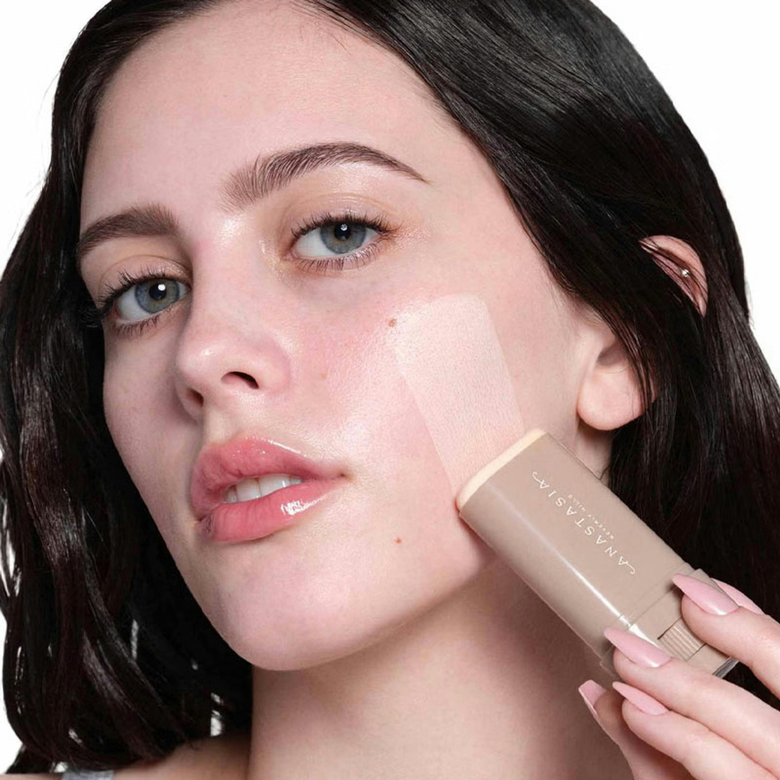 Anastasia Beverley Hills Beauty Balm Serum Boosted Skin Tint Single , view 2 of 5