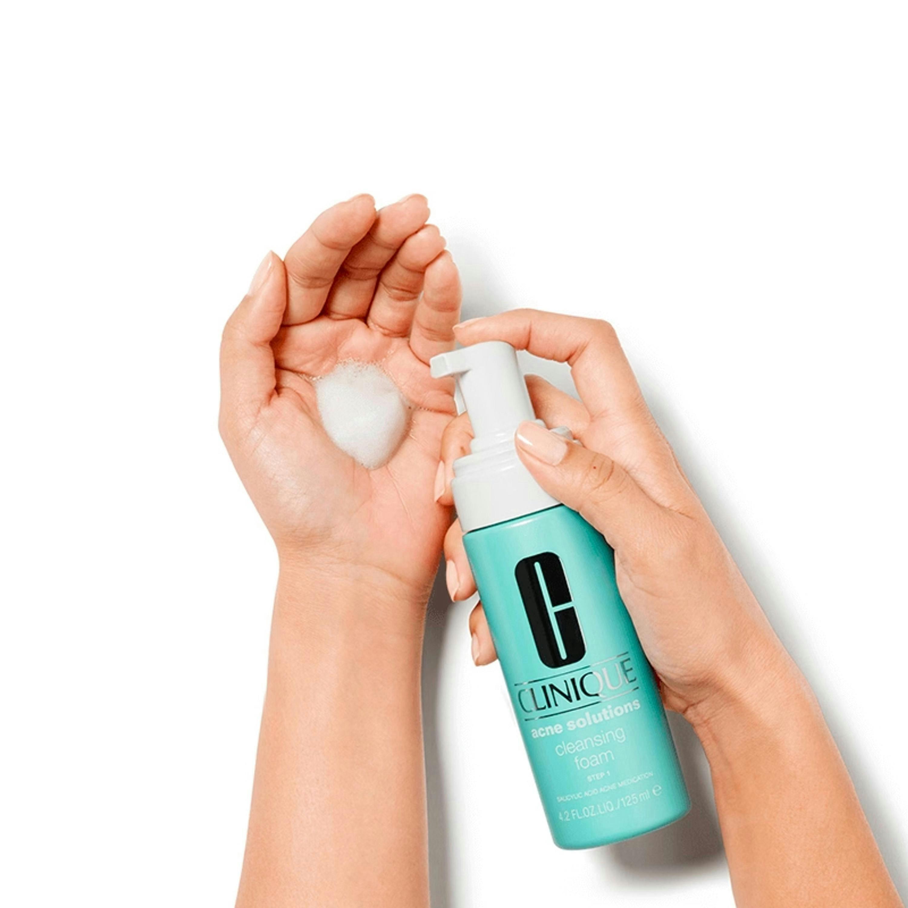 Clinique Anti-Blemish Solutions Cleansing Foam 125 ml Single , view 2 of 2