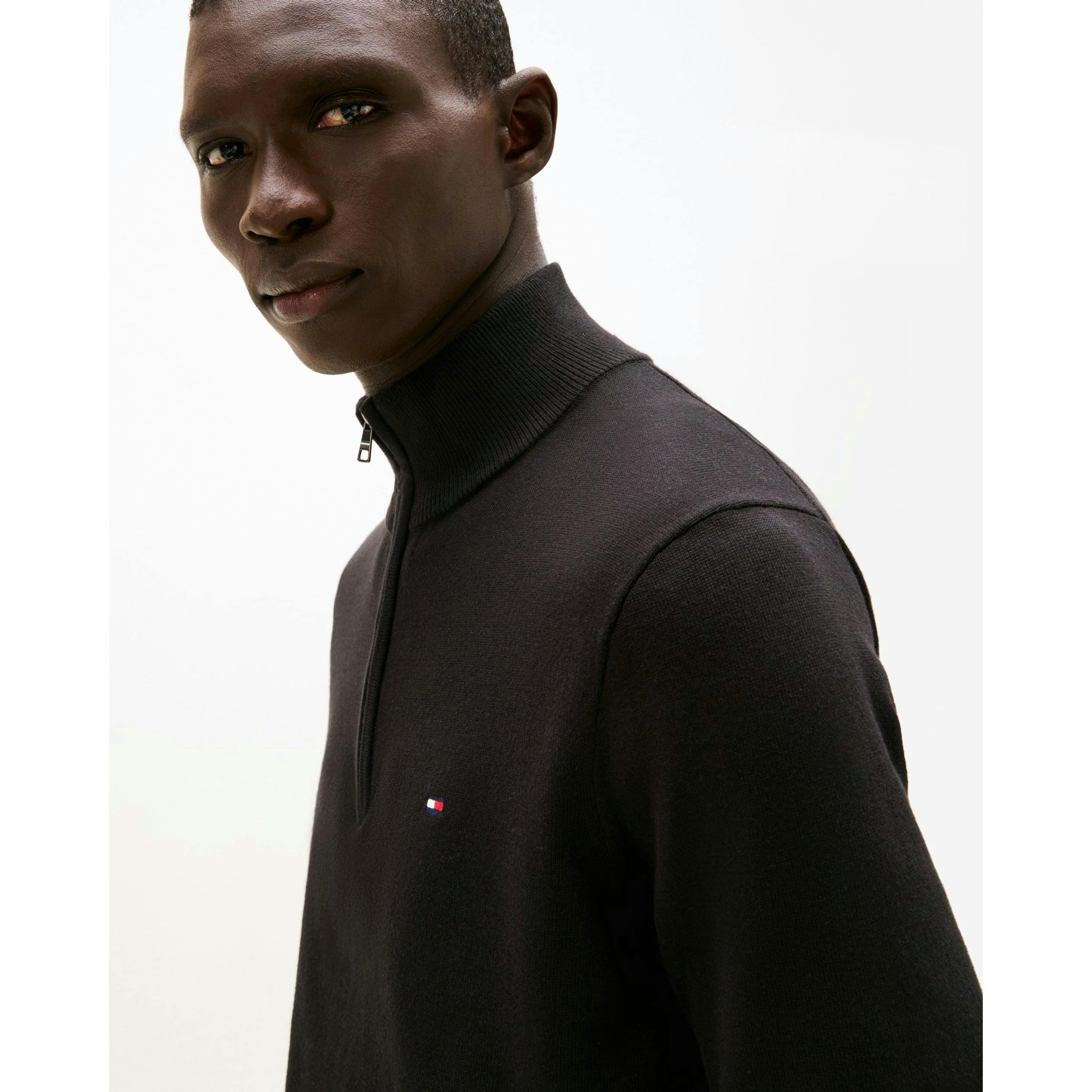 Tommy Hilfiger Sweatshirt  in Black , view 3 of 5
