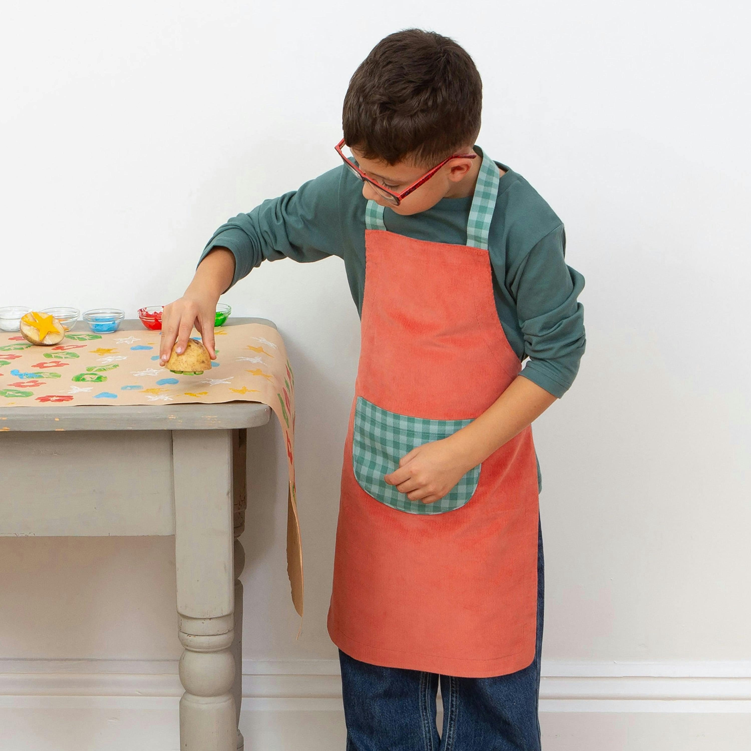 Kids Organic Check Apron , view 3 of 4