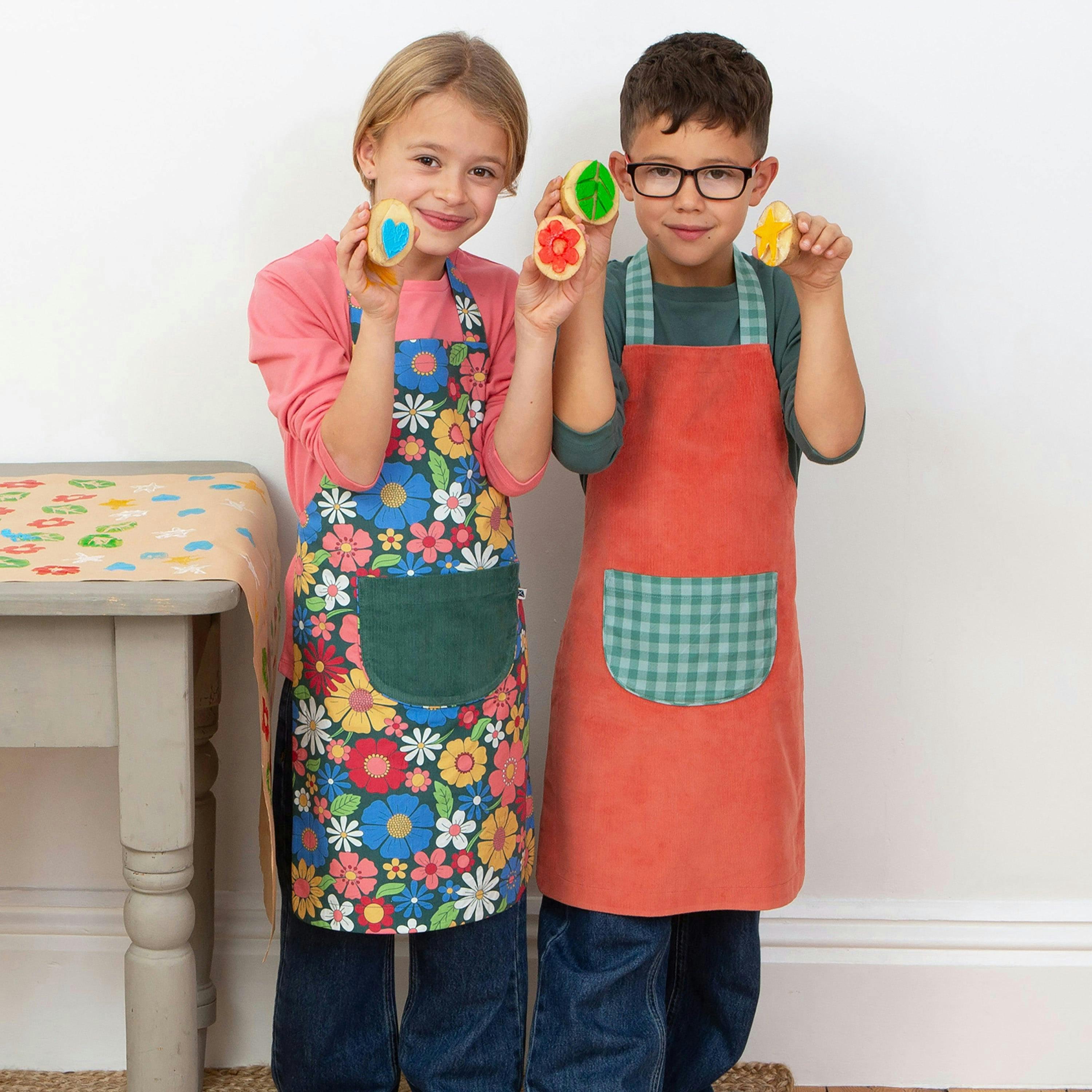 Kids Organic Check Apron , view 4 of 4